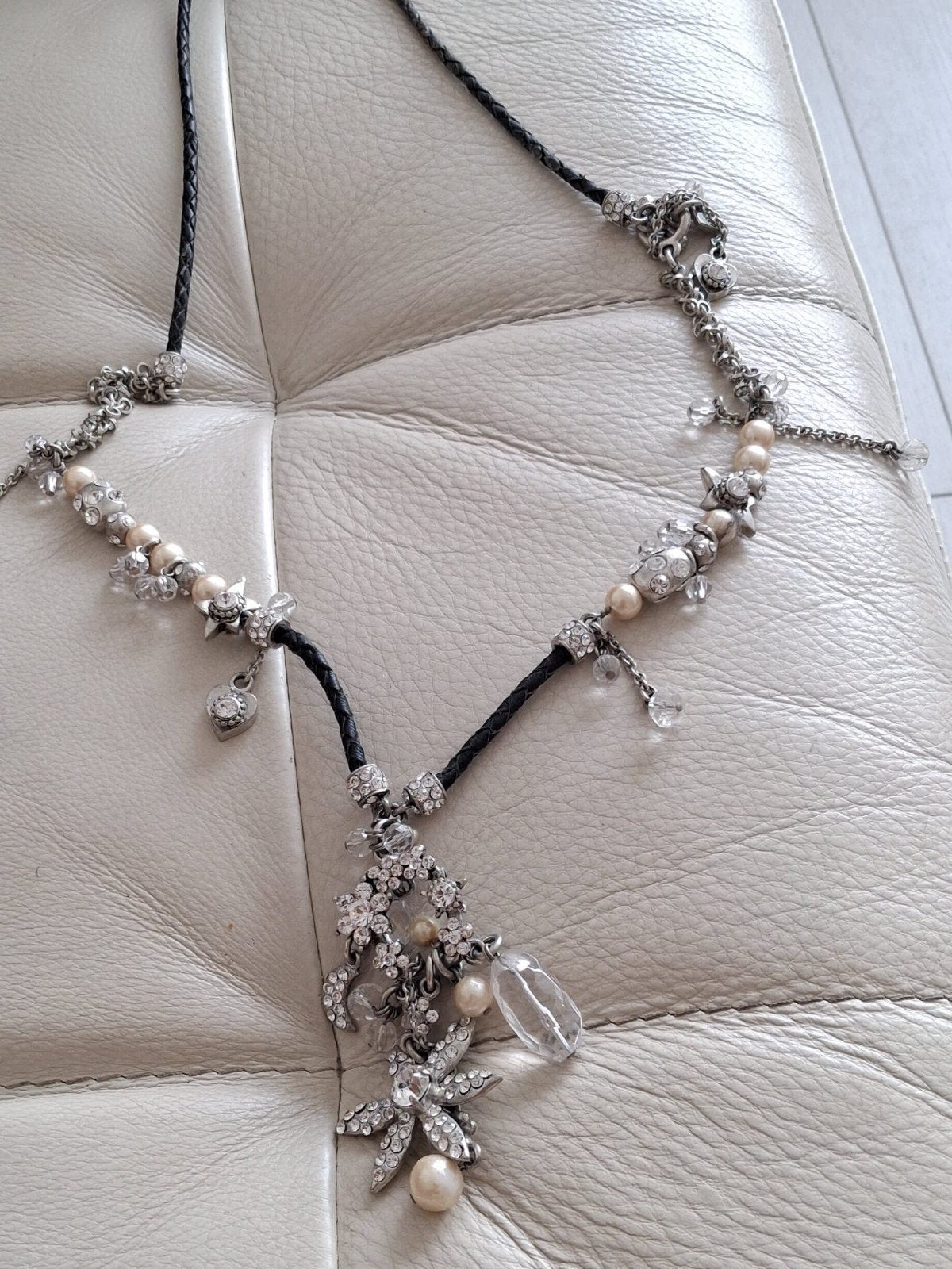 Otazu ketting met leren koord (nieuwstaat), Overige materialen, Zwart, Nieuw, Ophalen of Verzenden