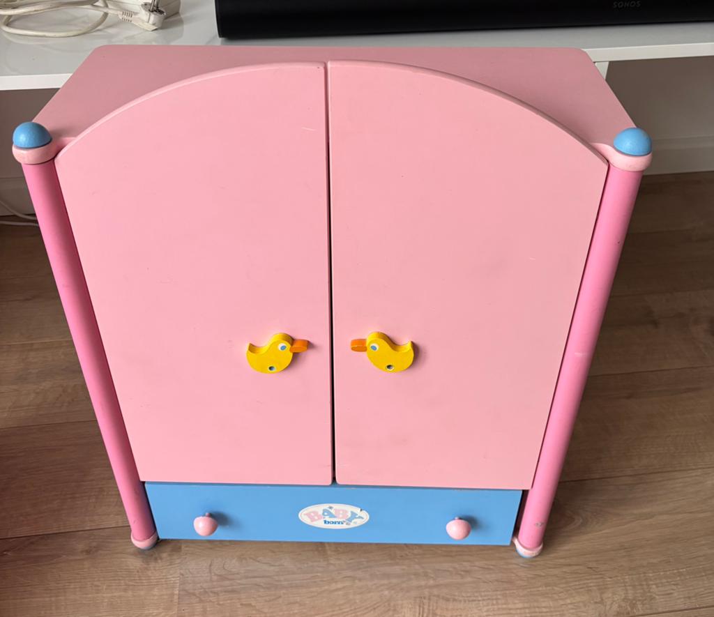 Baby Born kledingkast in goede staat, Kinderen en Baby's, Speelgoed | Poppen, Zo goed als nieuw, Babypop, Ophalen