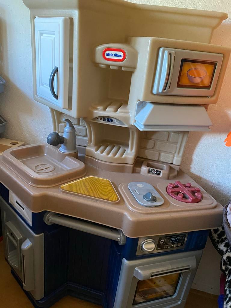 Little Tikes Speelkeuken met accessoires, Ophalen of Verzenden, Gebruikt, Kunststof, Speelkeuken