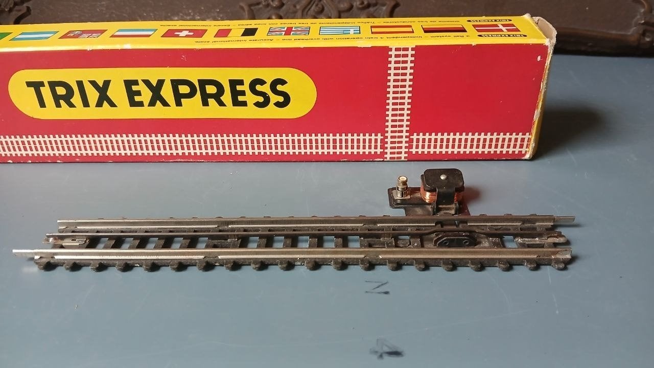 Trix Express Originele Rails met Schakelaar, Ophalen of Verzenden, Gebruikt, Rails, Trix