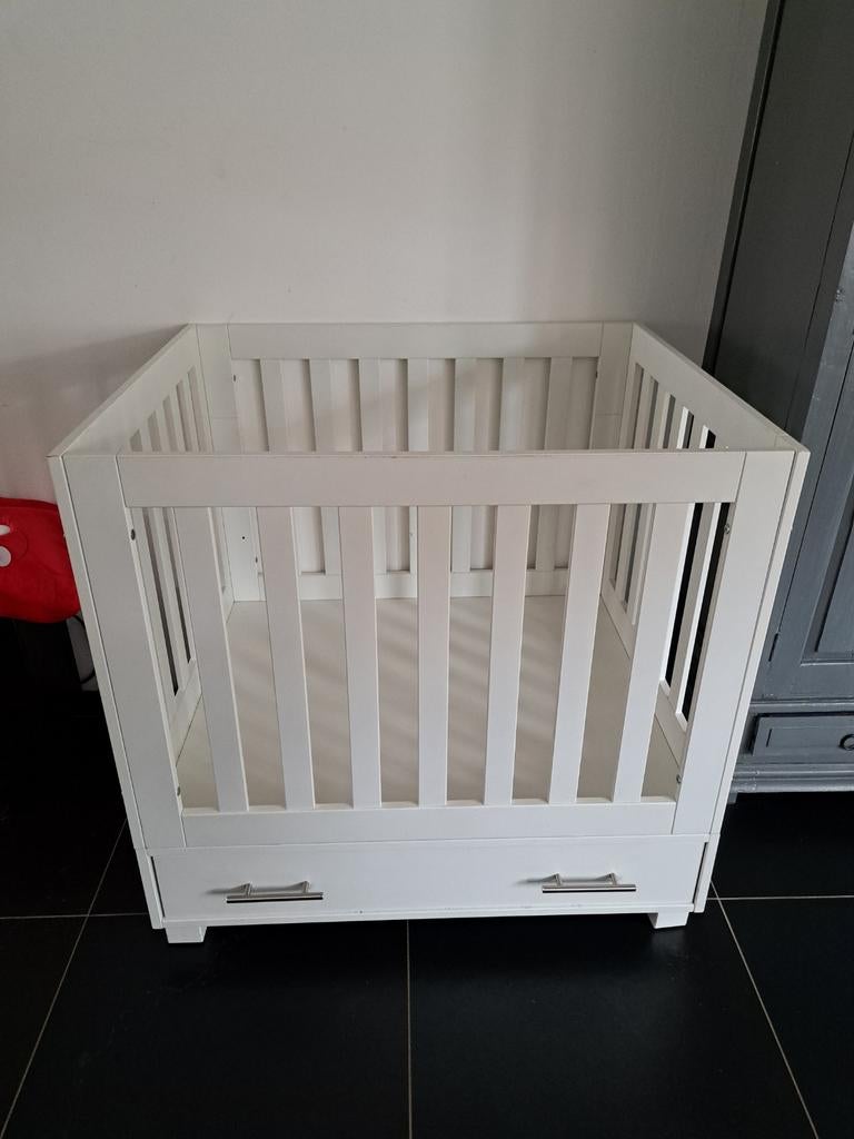 Babybox met lade te gebruiken in 3 standen, Ophalen, Gebruikt, Rechthoekig, In hoogte verstelbaar