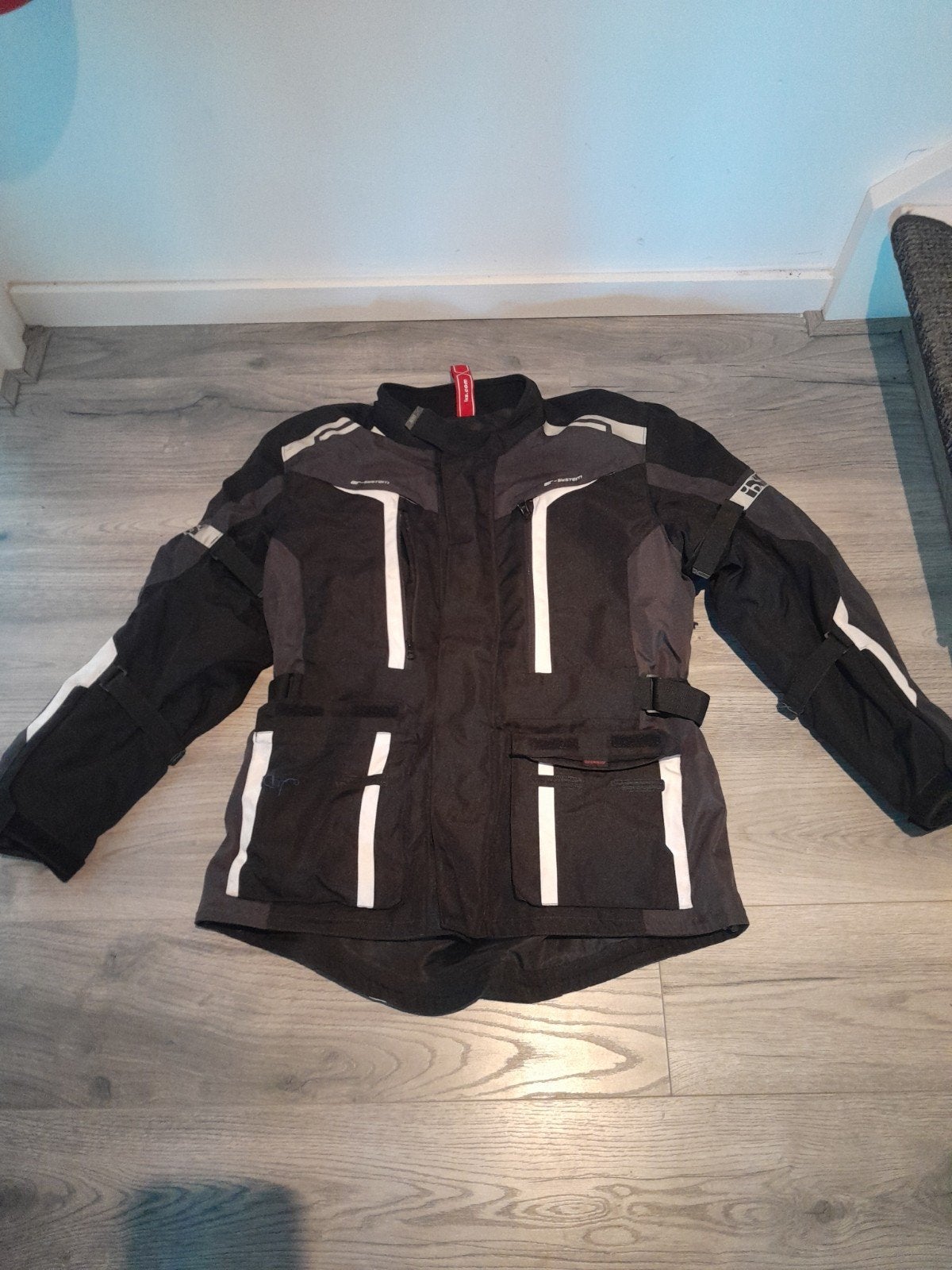 Motoroutfit: Jas, Broek, Schoenen, Handschoenen, Bal, Ophalen