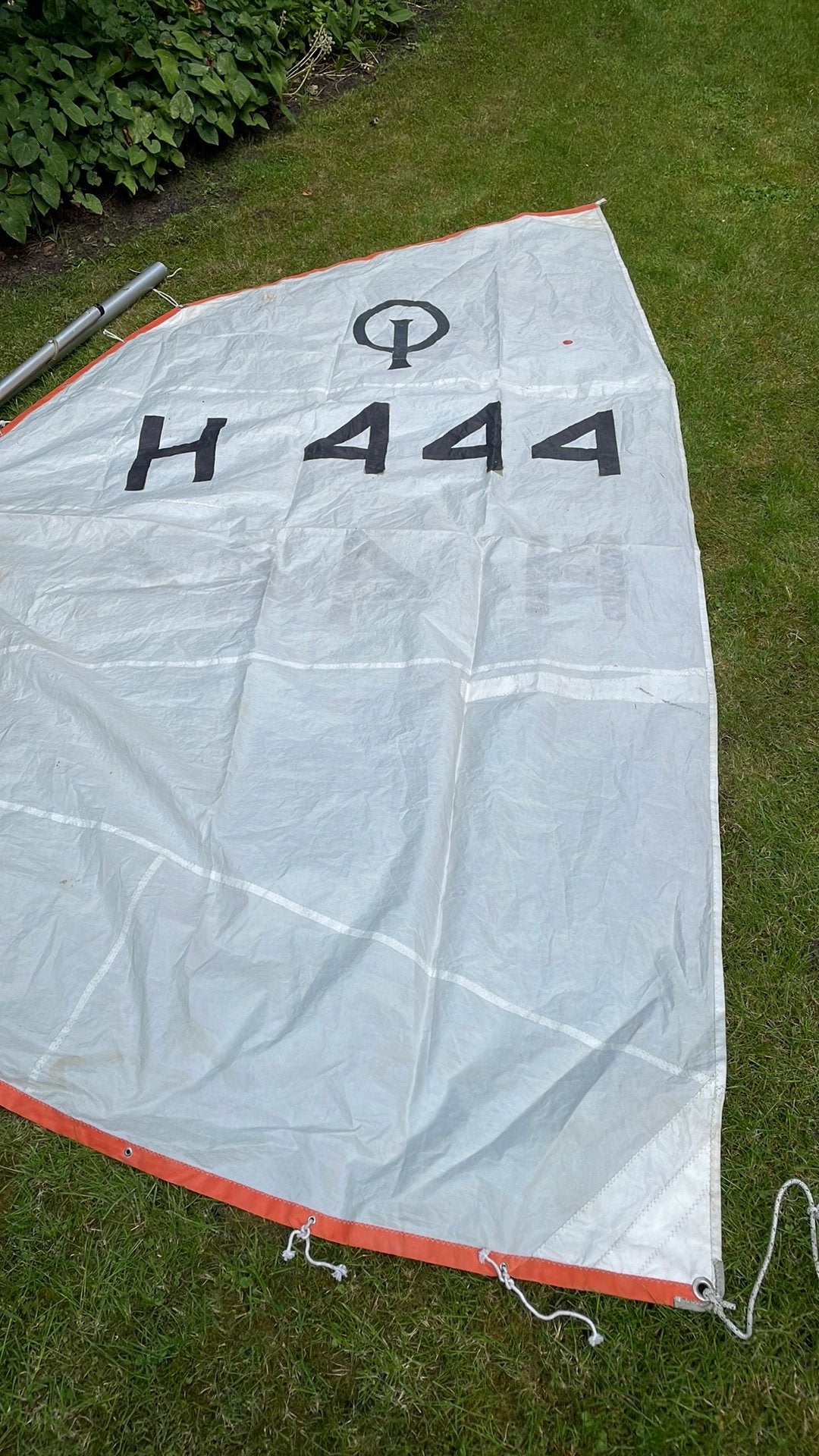 Zeiltje voor een Optimist + giek en mast., Ophalen of Verzenden, Zo goed als nieuw, Overige typen, Minder dan 15 m²