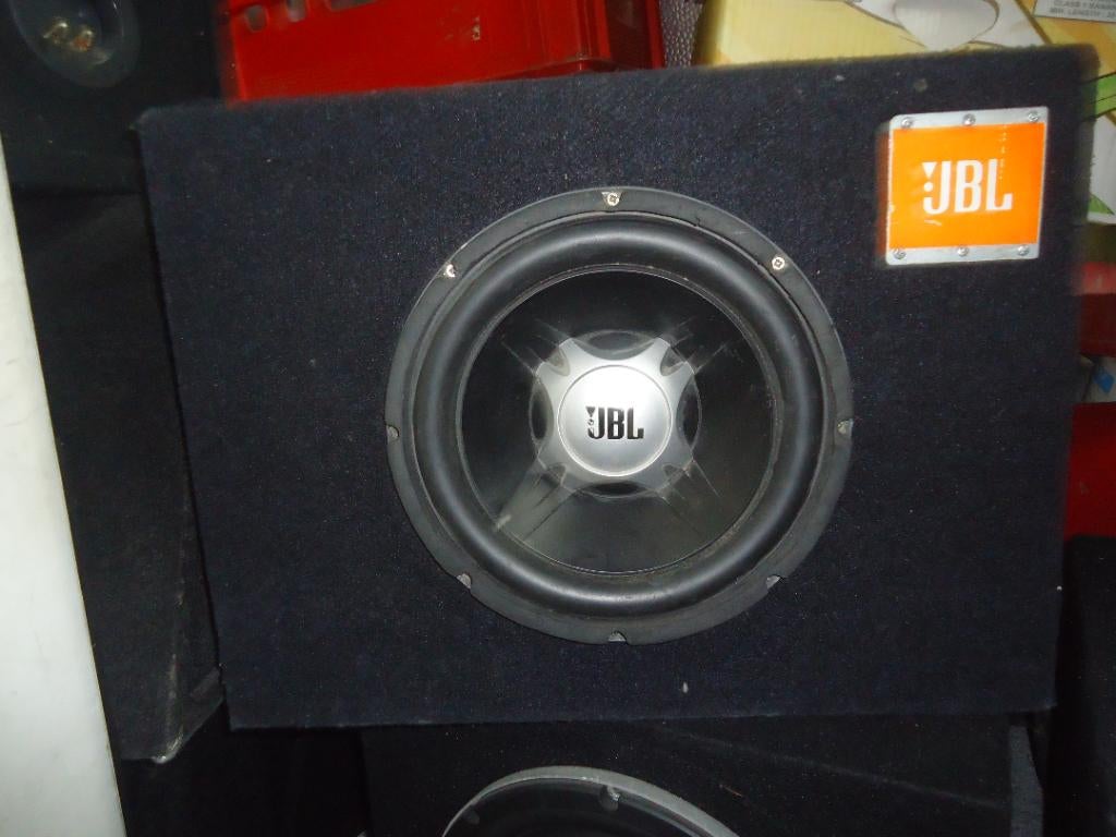 TE KOOP JBL SUBWOOFER GT 5- 10 INCH 1000 WATT 250 RMS WATT, Ophalen, Zo goed als nieuw