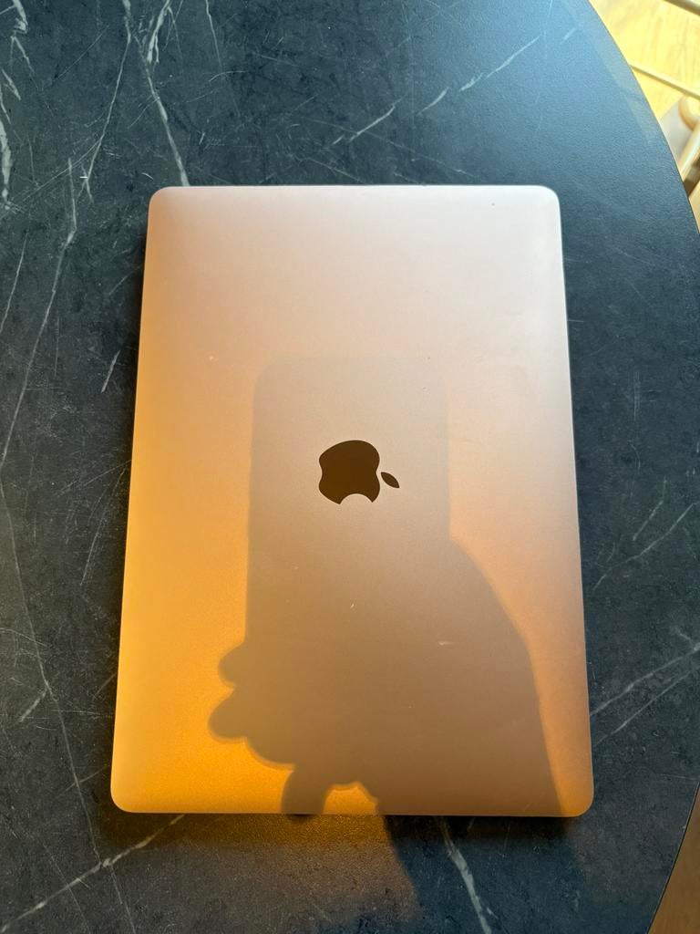 MacBook Air, 13 inch, Minder dan 2 Ghz, Ophalen of Verzenden, Zo goed als nieuw