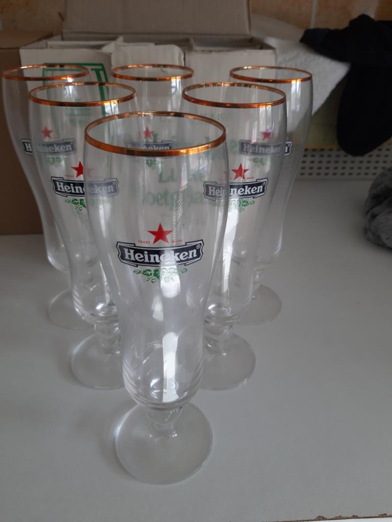 Heineken voet glazen met gouden rand, Ophalen of Verzenden, Zo goed als nieuw, Glas of Glazen, Heineken