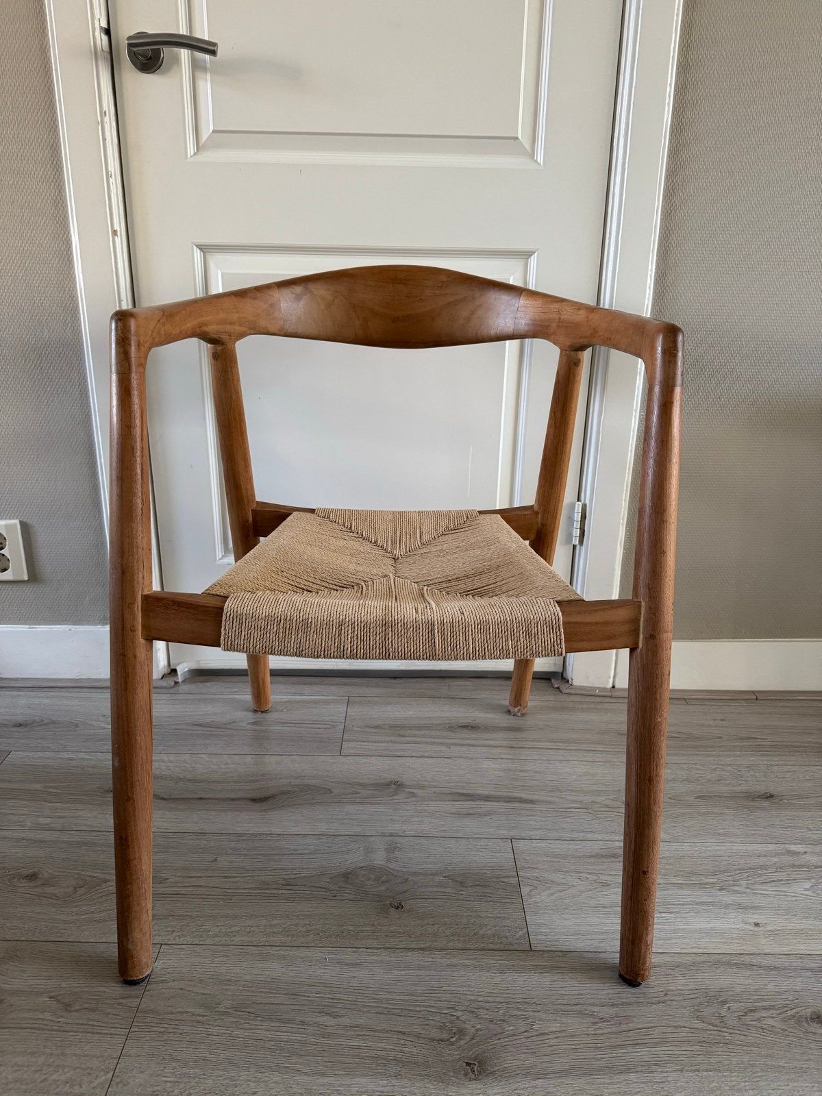 Houten stoel met gevlochten zitting, vintage stijl, Ophalen, Gebruikt, Bruin, Eén