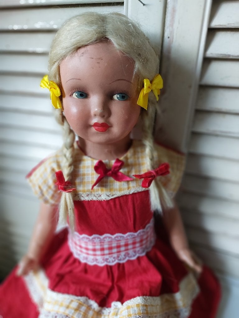antieke pop, lief brocante unica meisje met vlechtjes, Verzamelen, Ophalen of Verzenden, Zo goed als nieuw, Pop