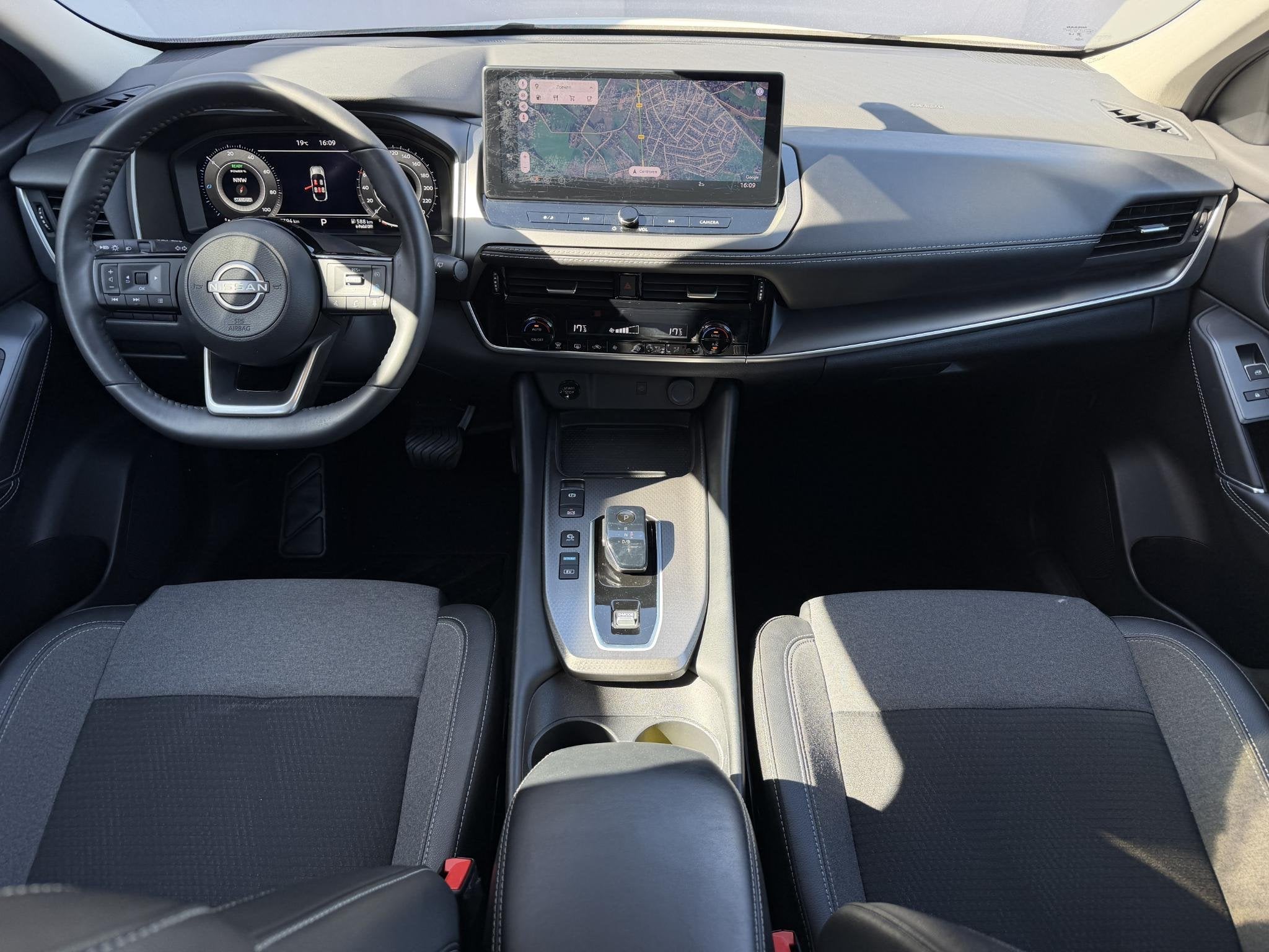 Nissan Qashqai 1.5 e-Power N-Connecta / Facelift Model / Nav, Gebruikt, 190 pk, 2 kWh, Wit