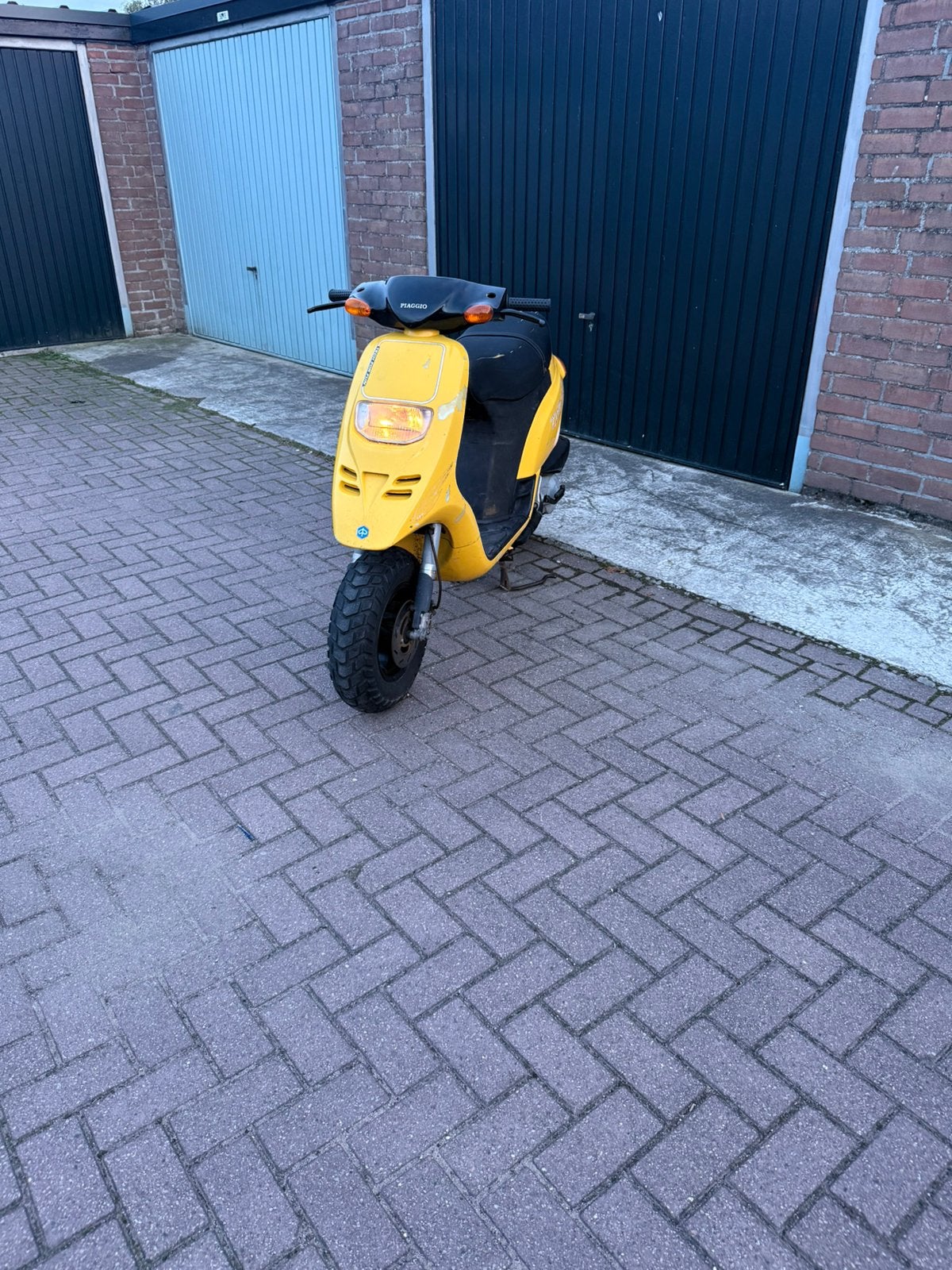Nette typhoon 125 cc, Ophalen, Zo goed als nieuw, Tweetakt, Overige modellen