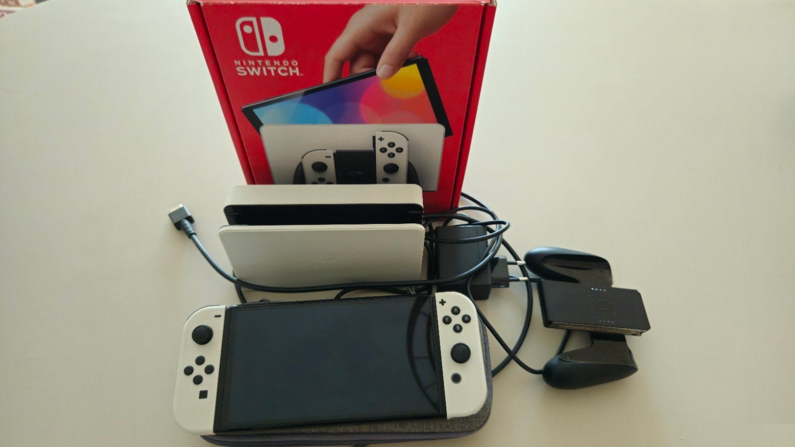 Nintendo Switch OLED Wit - Compleet met doos en accessoires