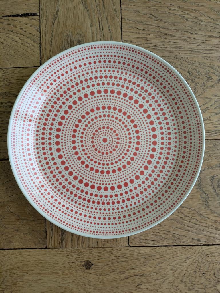 Iittala groot bord 26 cm Kastehelmi rood, Ophalen of Verzenden, Zo goed als nieuw, Bord(en), Overige stijlen