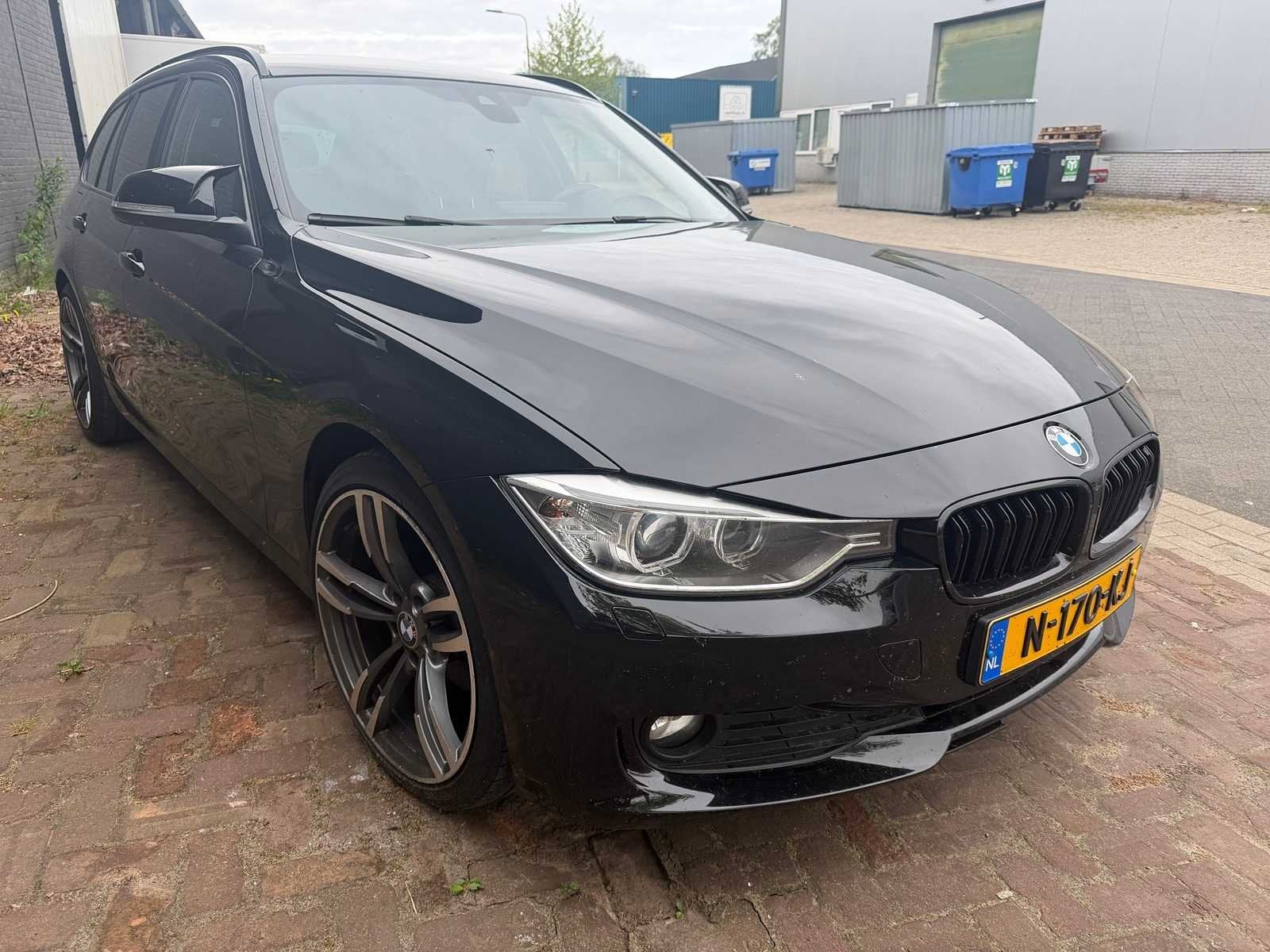 BMW 2013 3 serie 318D M pakket Personenauto, Auto's, Automaat, Euro 5, Gebruikt, Overige carrosserieën