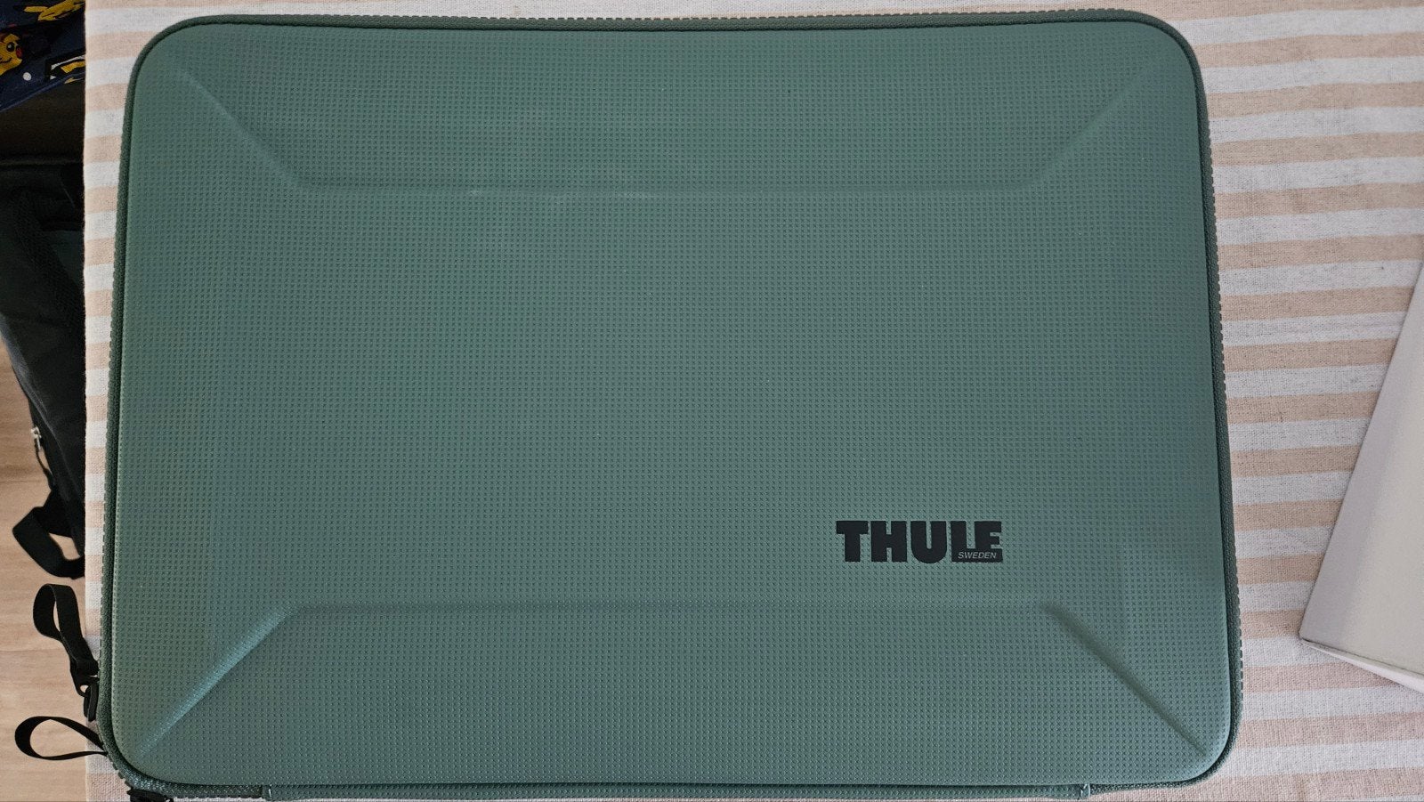 Thule Laptophoes 15 inch - Groen, Groen, Gevoerd laptopvak, 15 inch, Ophalen of Verzenden