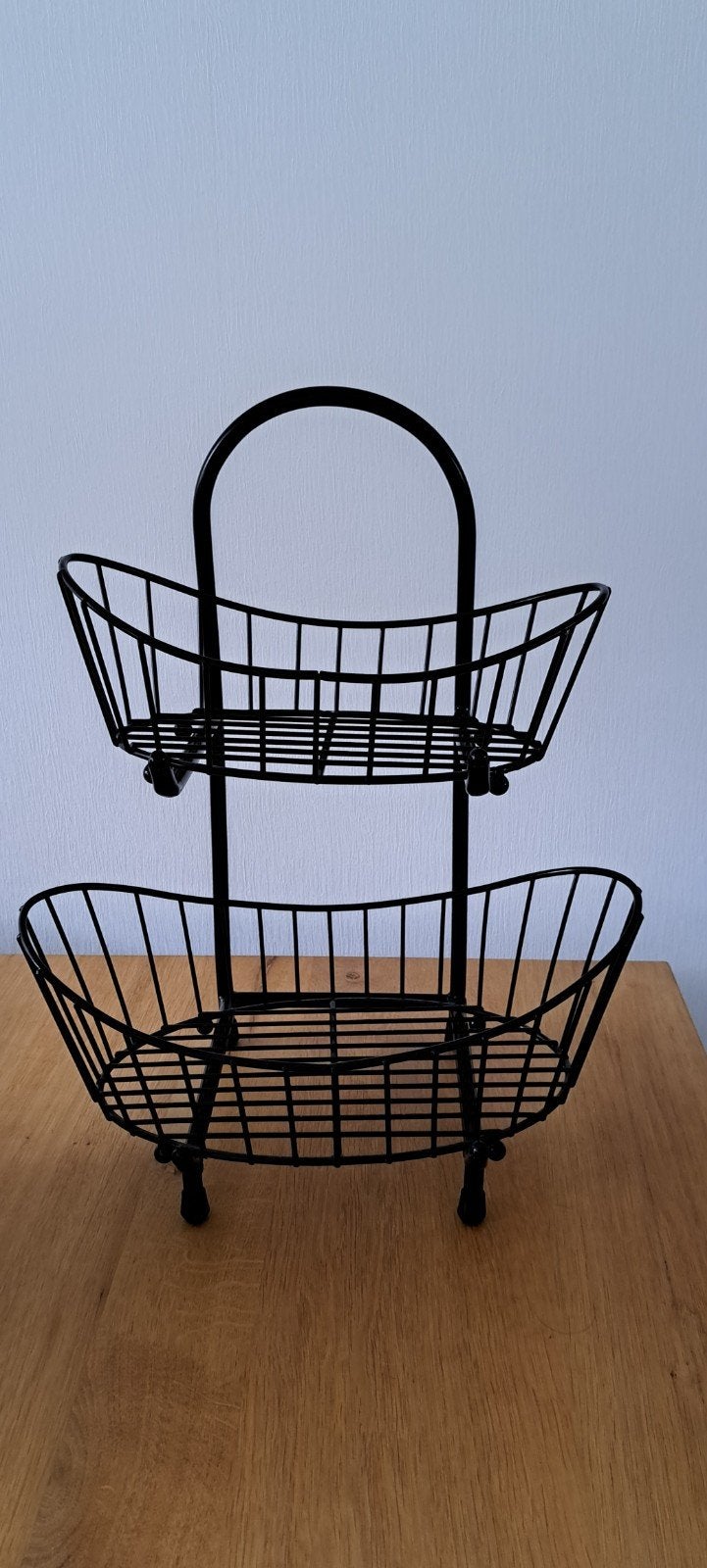 Mooie en praktische 2-laags fruitschaal van zwart metaal., Ophalen, Zo goed als nieuw
