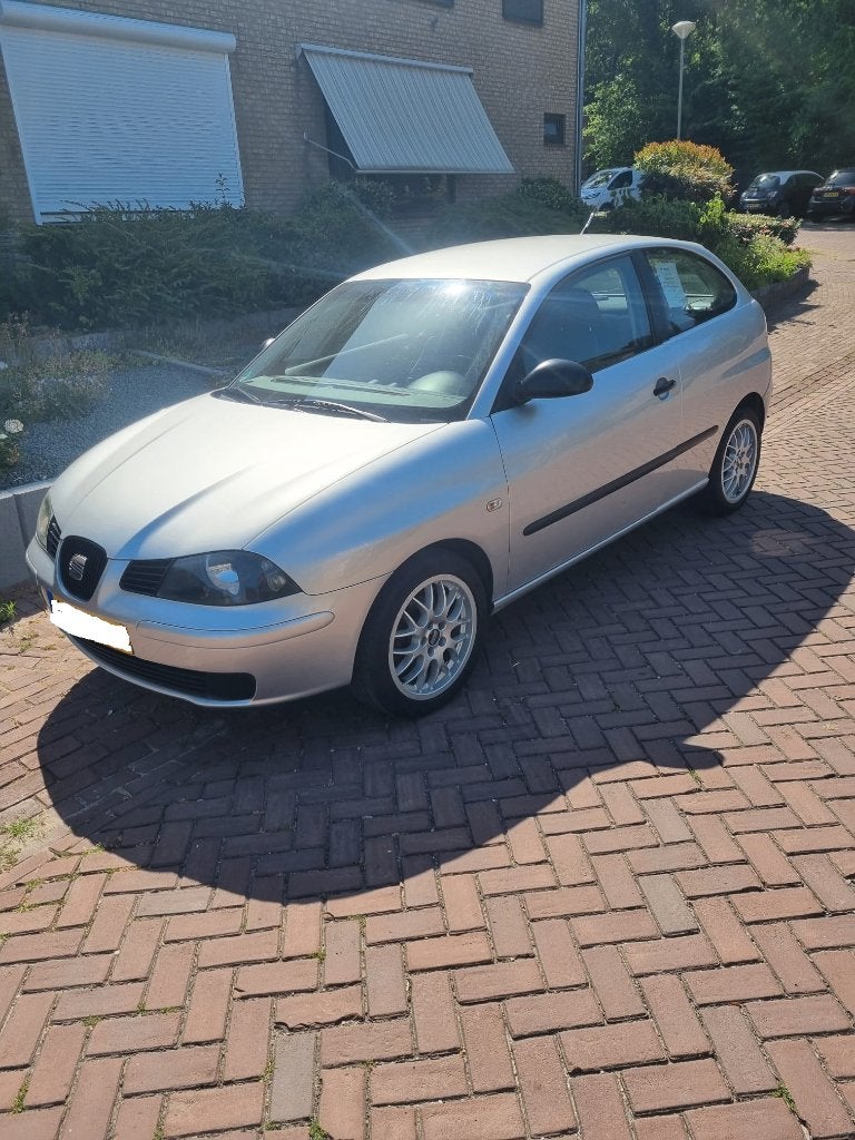 Seat 2004 Grijs, Auto's, Seat, Ibiza, Particulier, 1042 kg, 500 kg