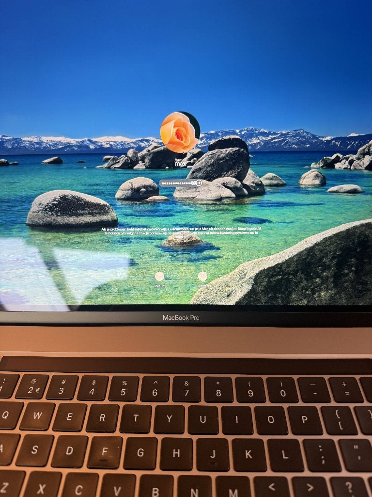 macbook pro 2019 16 inch i7, 2 tot 3 Ghz, Qwerty, 512 GB, Zo goed als nieuw
