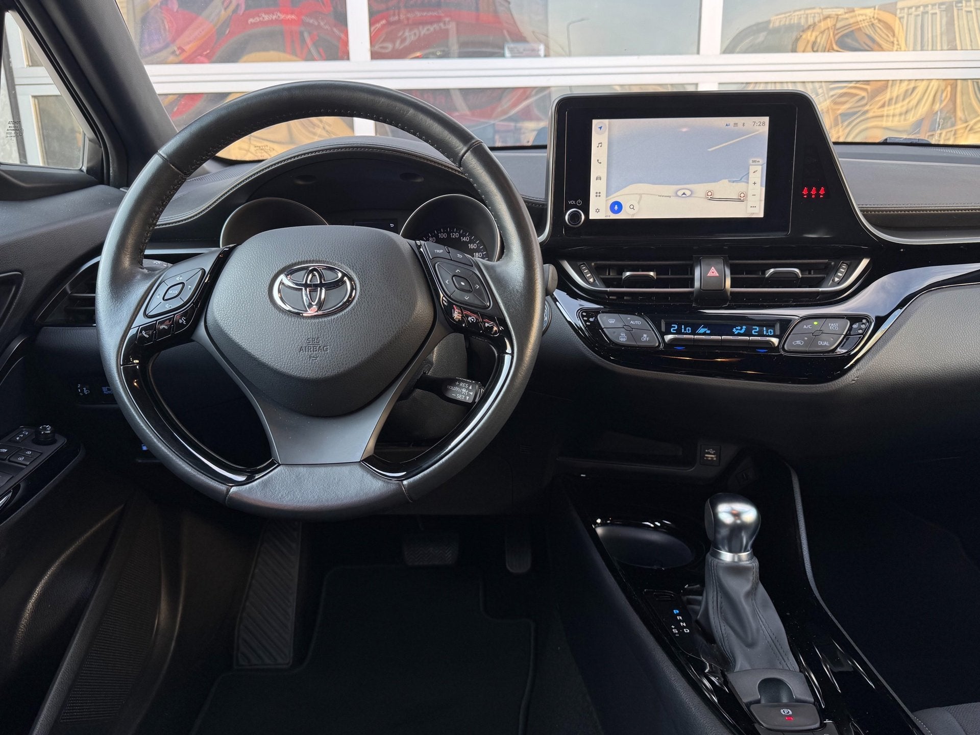 Toyota C-HR 2.0 Hybrid Dynamic|Navi|Camera|Adap.cruise contr, 12 maanden, Stof, 4 cilinders, Parkeersensor