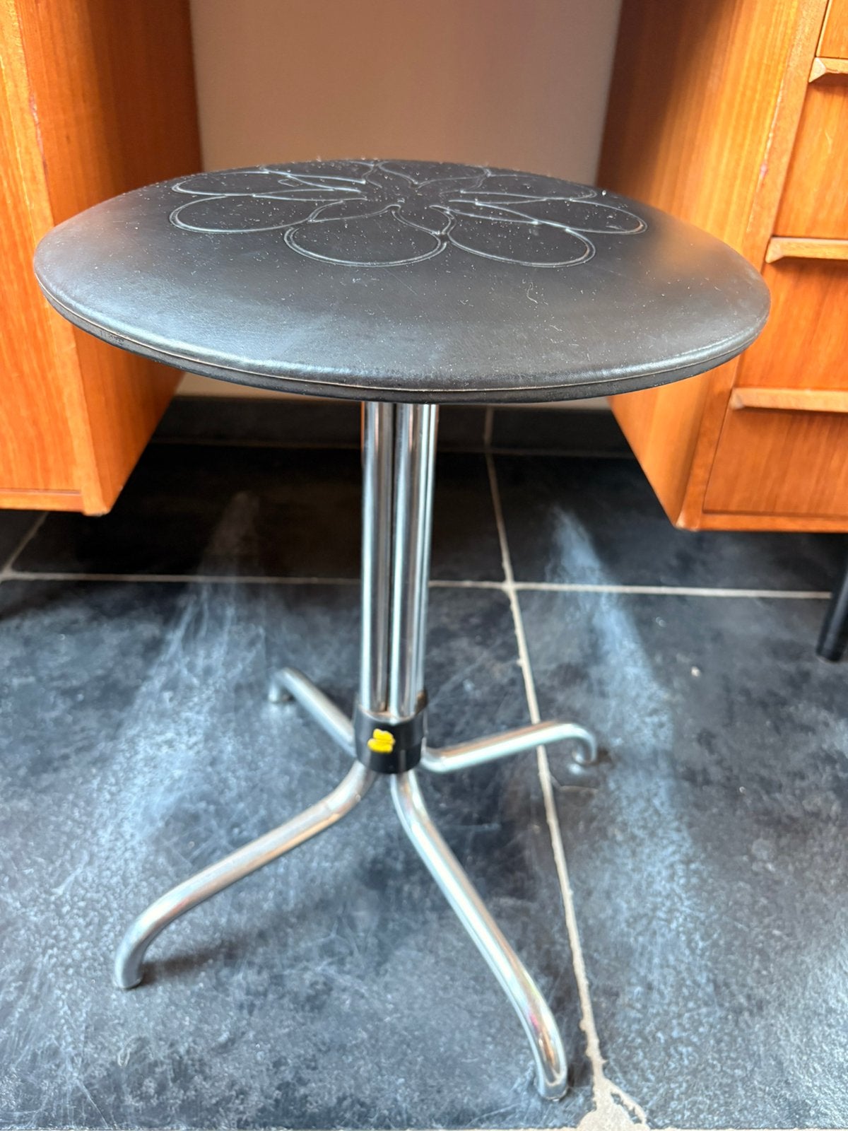 Vintage / retro Brabantia kruk met bloemdesign 🖤, Ophalen, In hoogte verstelbaar, Hout
