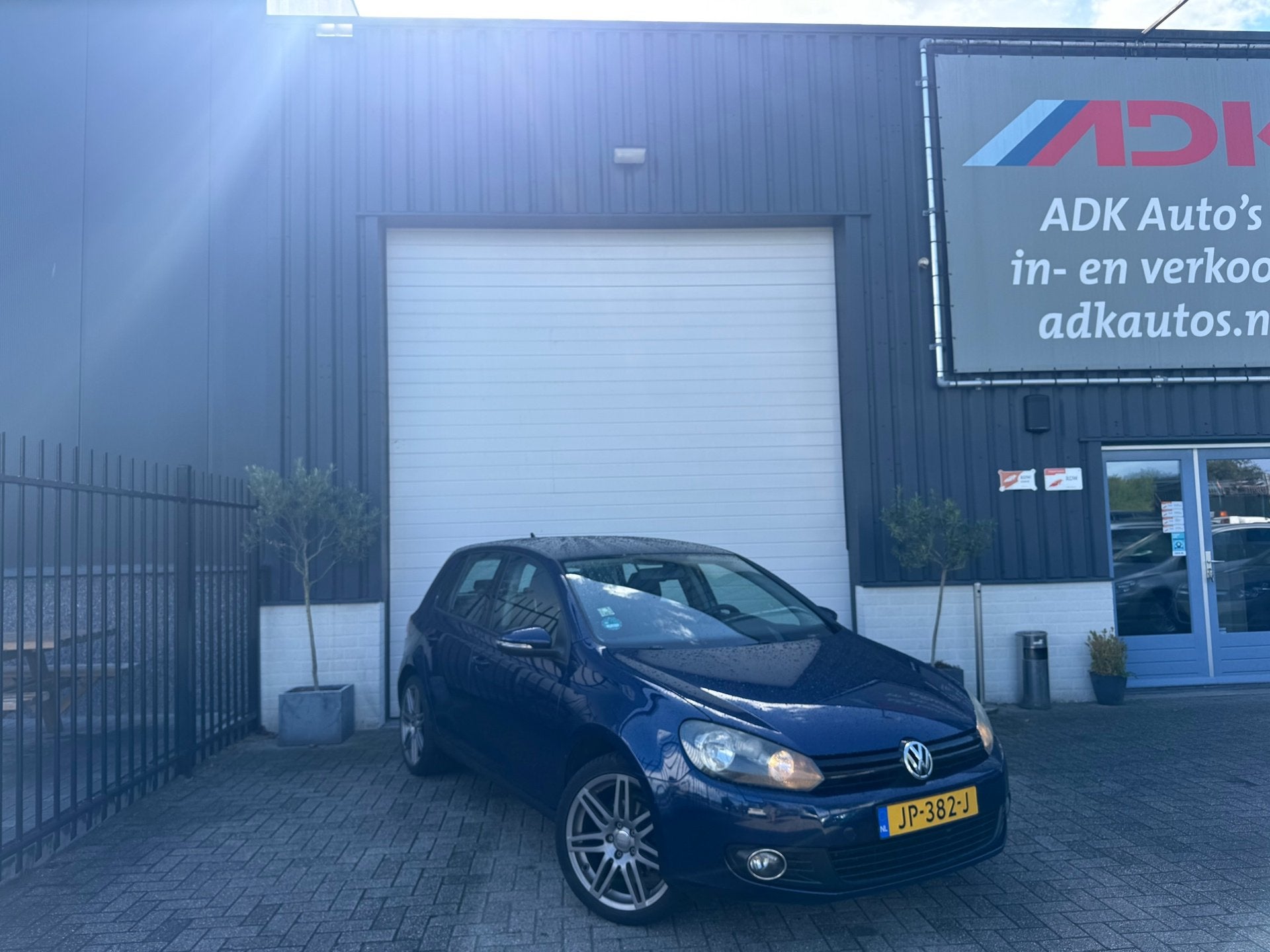 Volkswagen Golf 1.6 Comfortline NIEUWE APK/NAVI/STOELVERW/CL, Auto's, Voorwielaandrijving, Euro 5, Stof, Gebruikt
