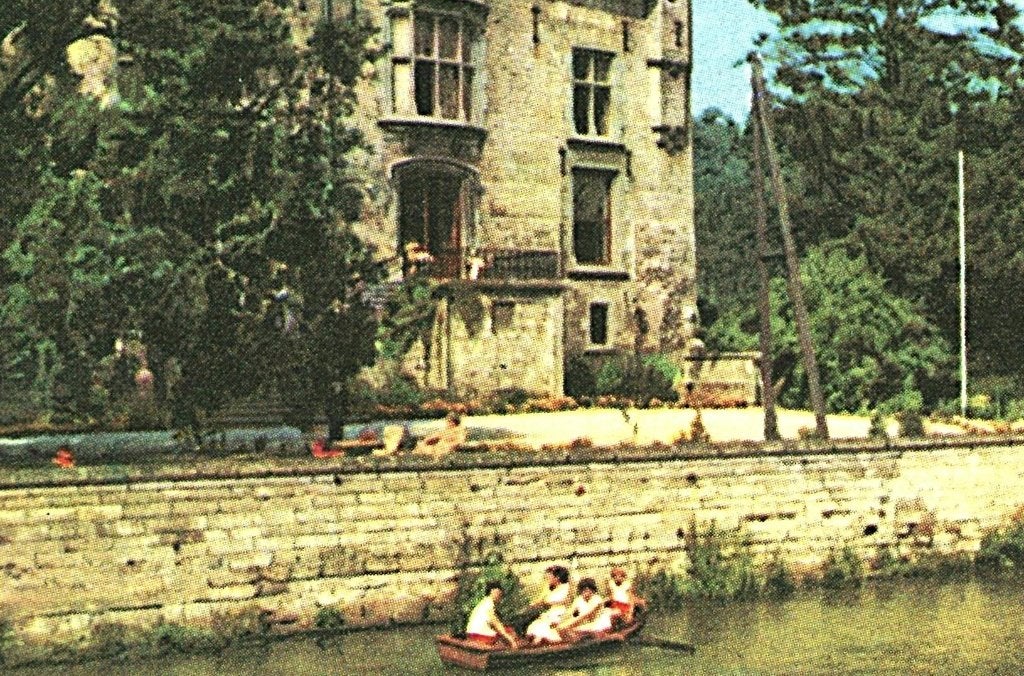 38045	Valkenburg	1964 Kasteel Chaloen	 Gelopen met postzegel, Ophalen of Verzenden, 1960 tot 1980, Gelopen, Limburg