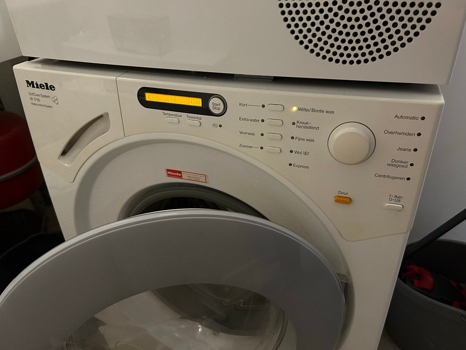 Miele W1716 Wasmachine - Voorlader, 1600 toeren, Witgoed en Apparatuur, Ophalen, 6 tot 8 kg, Gebruikt, 1600 toeren of meer