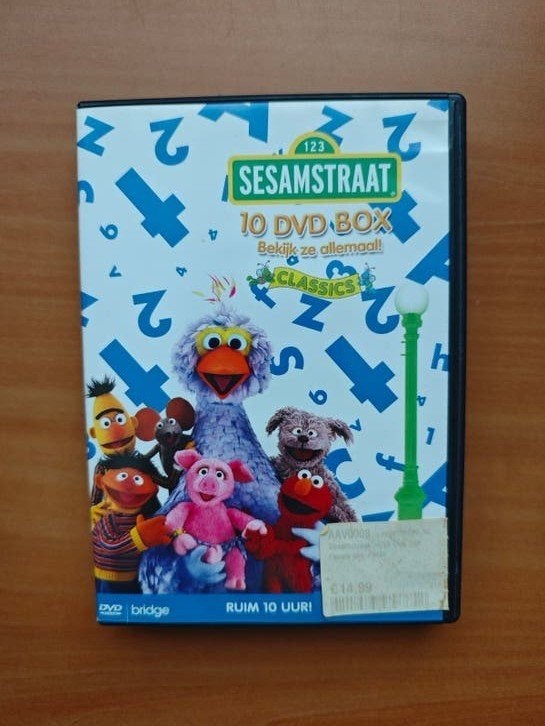 Sesamstraat – 10 DVD Box Classics, Alle leeftijden, Ophalen of Verzenden, Zo goed als nieuw, Educatief