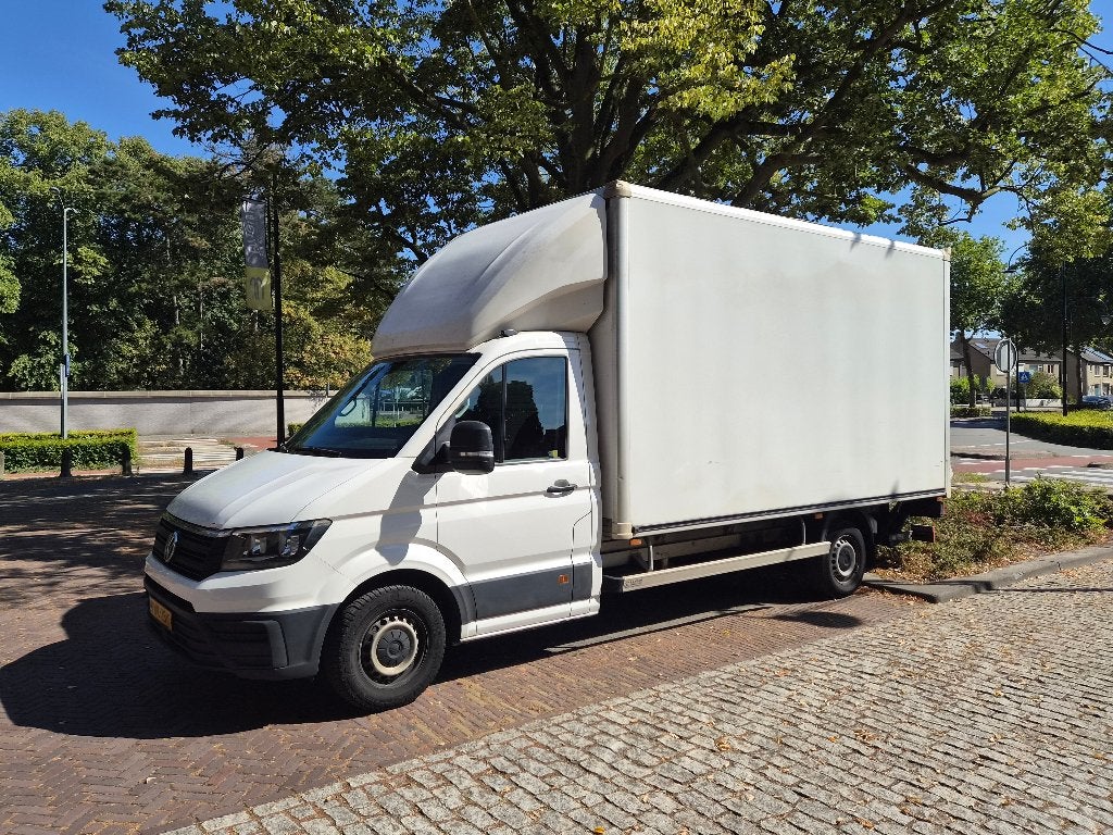 VW Crafter (2021) 2.0 TDI Bakwagen met Laadklep / Wit, Stof, Volkswagen, Bedrijf, 2634 kg