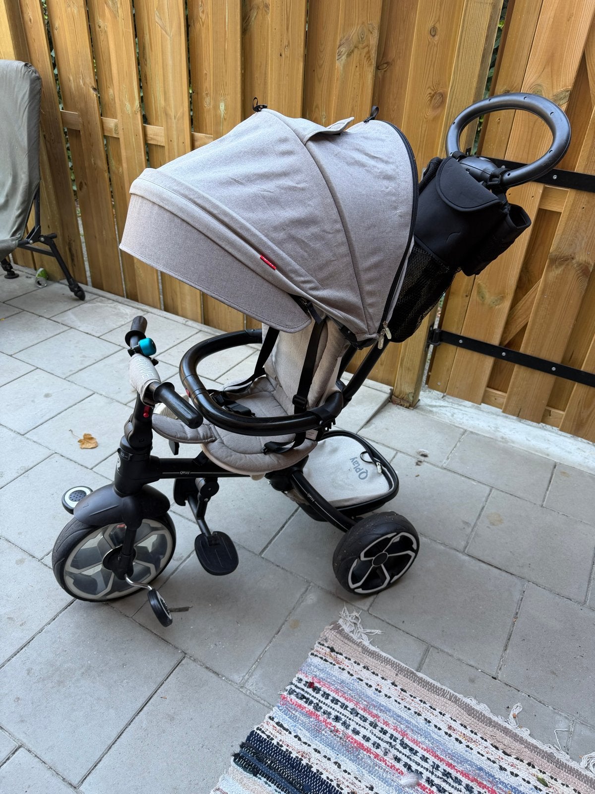 Q-play Kinder driewieler met duwstang en verstelbare zitting, Ophalen, Gebruikt, Velgrem, Duwstang