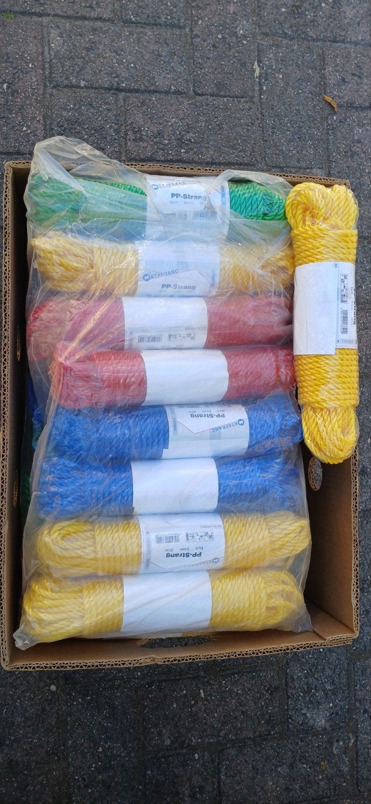 gekleurd nylon touw
bieden graag krijg je geen reactie dan i, Ophalen of Verzenden