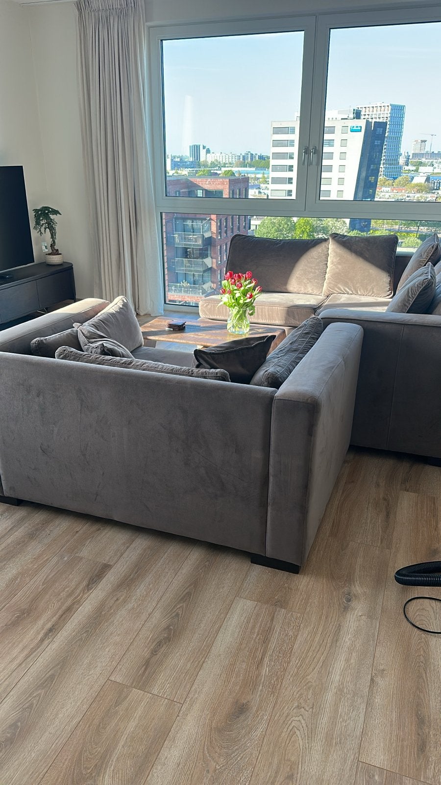 Comfortabele taupe kleur Hoekbank - Zo Goed als Nieuw, Ophalen, 100 tot 125 cm, Hoekbank, 300 cm of meer
