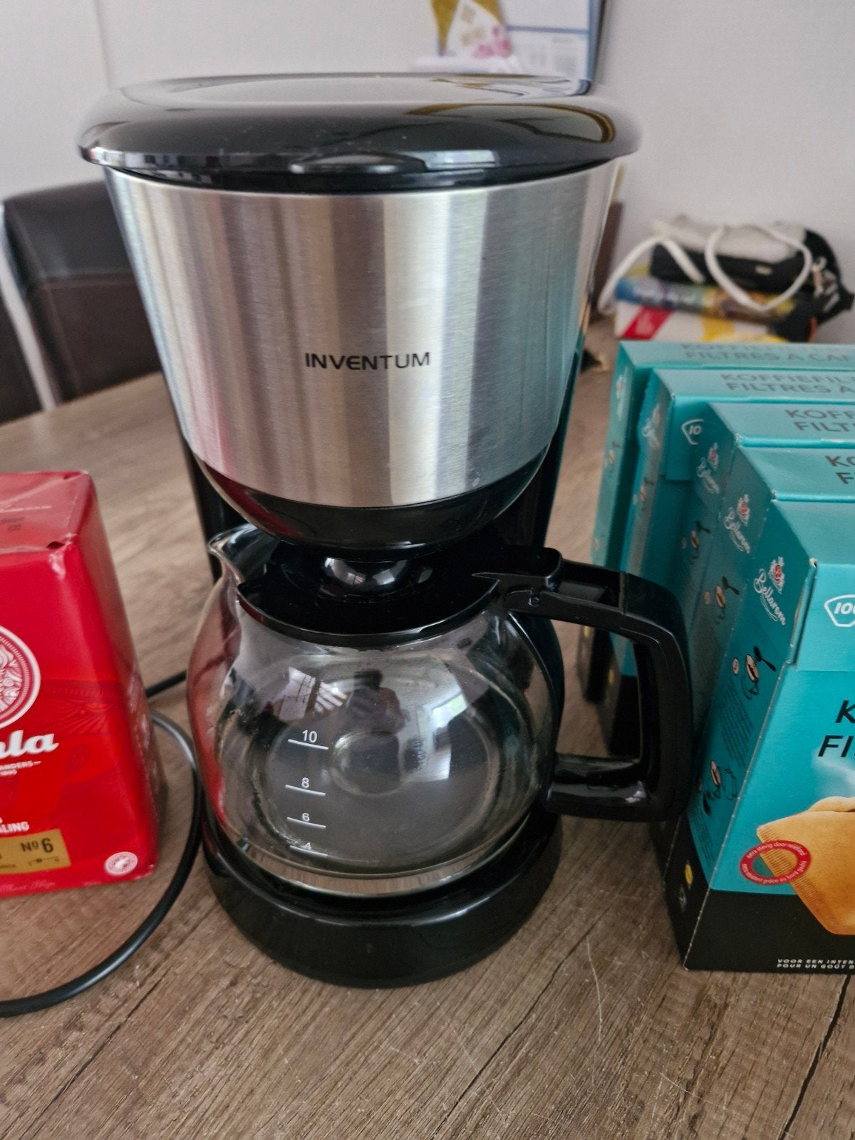 NIEUWSTAAT INVENTUM KOFFIEZETAPPARAAT., 10 kopjes of meer, Ophalen of Verzenden, Zo goed als nieuw, Koffiemachine