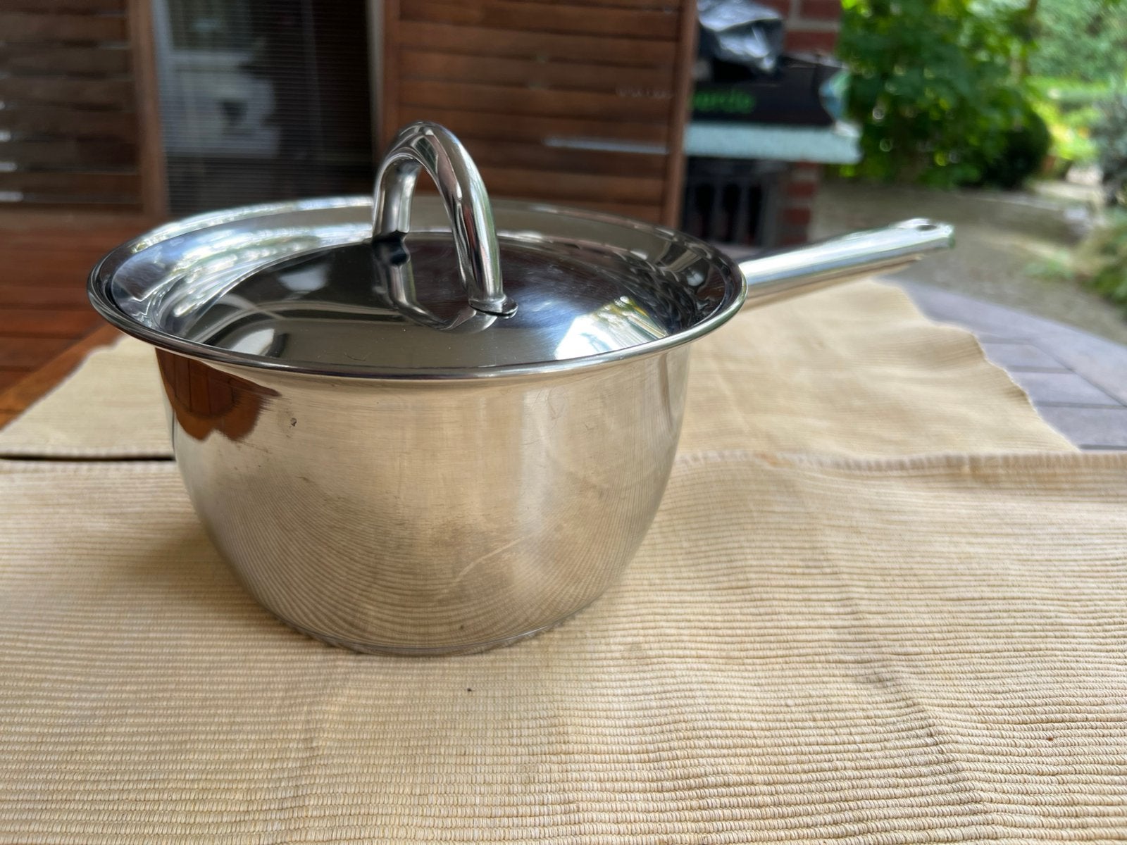 t.k.Sola steelpan RVS +deksel 16cm INDUCTIE, Huis en Inrichting, Ophalen of Verzenden, Zo goed als nieuw, Rvs