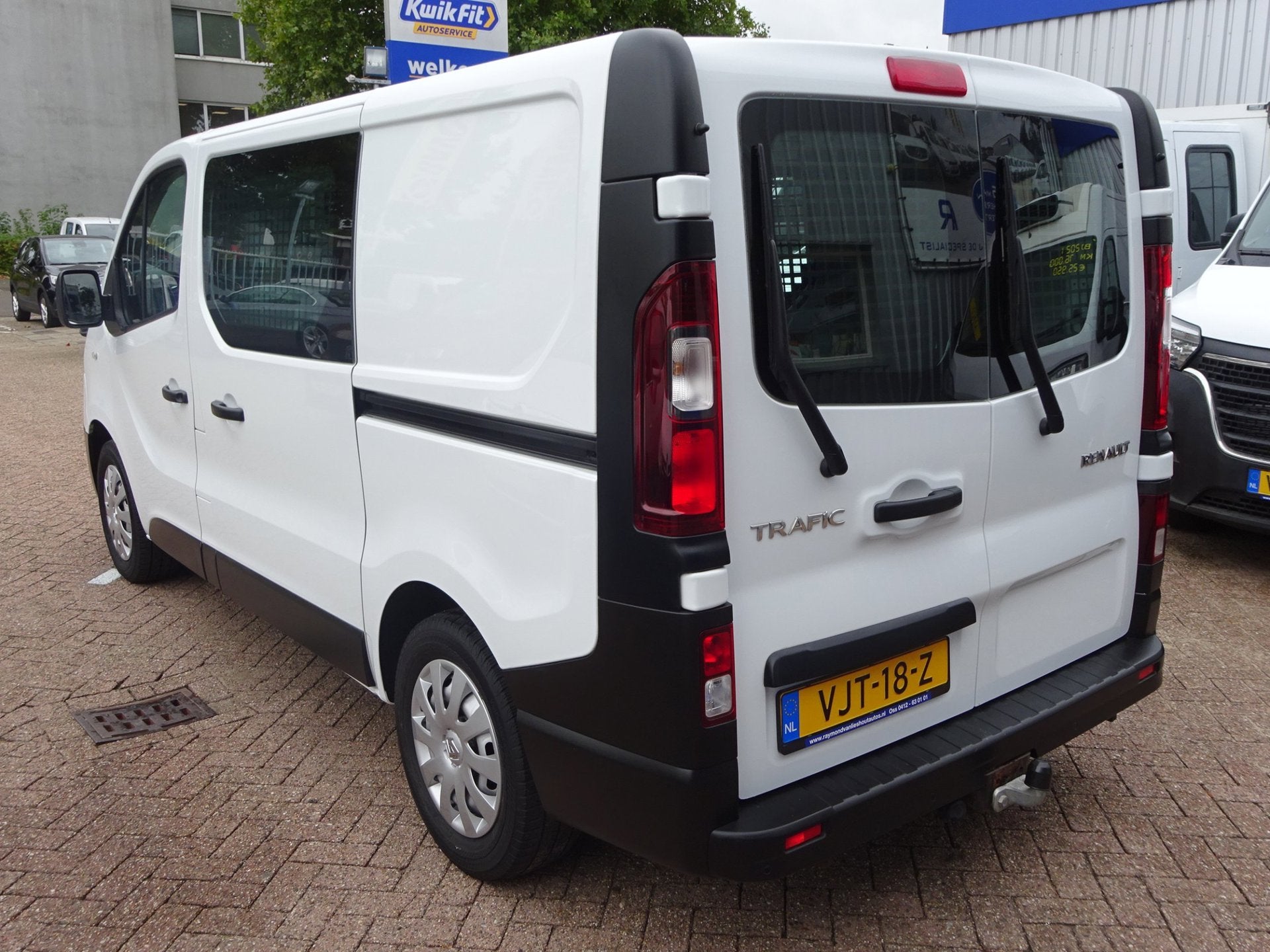 Renault Trafic 2.0 dCi 120 T29 L1H1 2 x SCHUIFDEUR AIRCO NAV, Gebruikt, 4 cilinders, 2000 kg, Renault