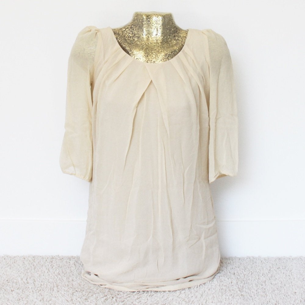 Prachtig Set Jurkje 552 100% Zijde (Maat 36) - 551 € 145,-, Beige, Ophalen of Verzenden, Zo goed als nieuw, Maat 36 (S)