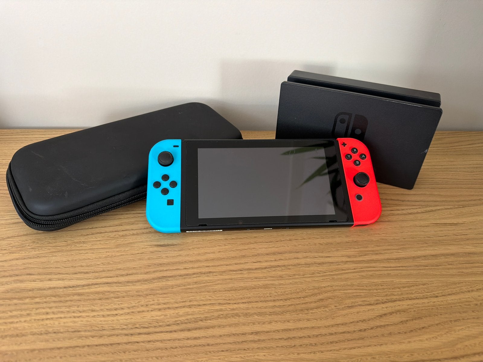 Nintendo Switch met screenprotector en reisetui, Ophalen, Gebruikt, Met 2 controllers, Switch Original