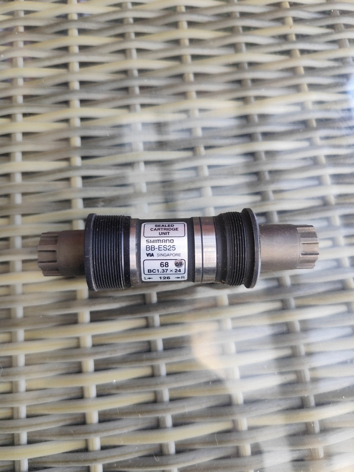 Shimano BB-ES25 - Nieuw in doos, Fietsen en Brommers, Fietsonderdelen, Racefiets, Shimano, Ophalen, Crankstel of Pedalen