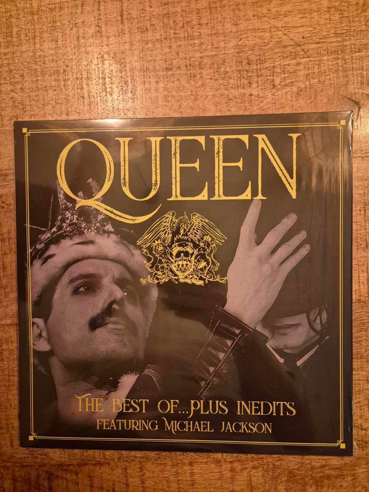 Queen - The Best Of... (feat. Michael Jackson), LP, Rock, Ophalen of Verzenden, Zo goed als nieuw