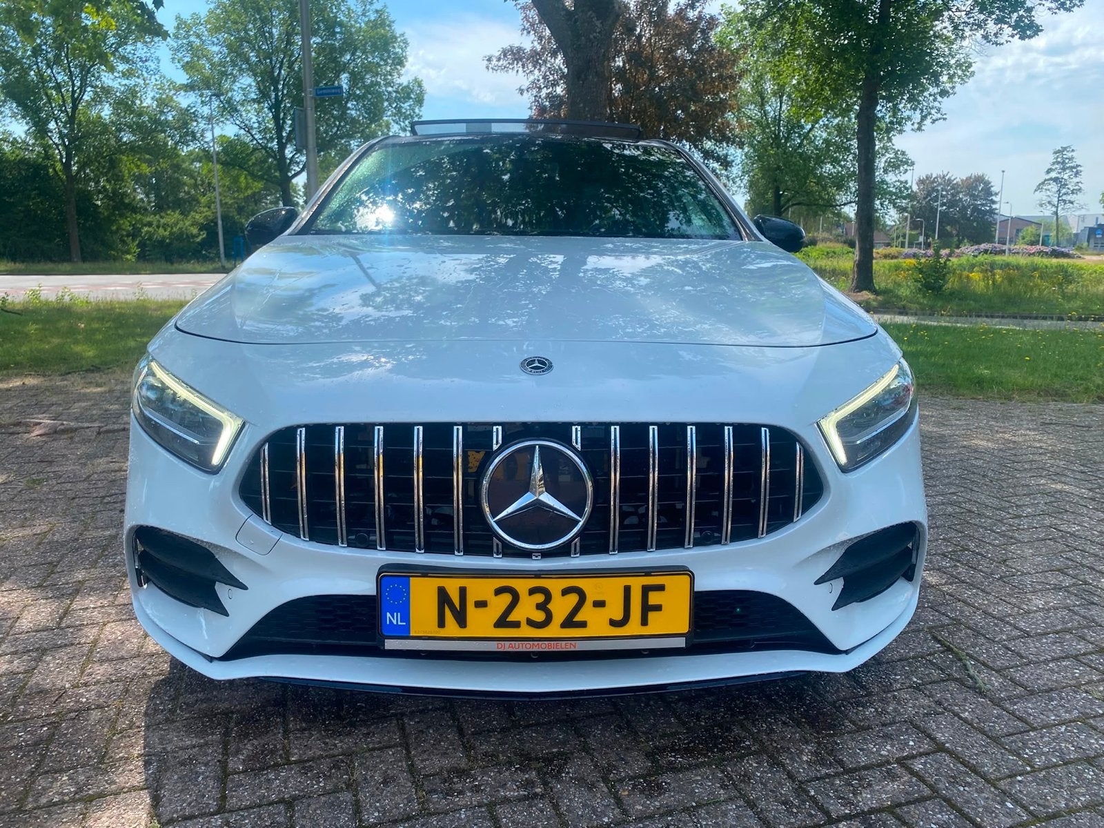 Mercedes-Benz A-Klasse A 250 224pk, Auto's, Mercedes-Benz, Wit, 14 km/l, 75 €/maand, Particulier