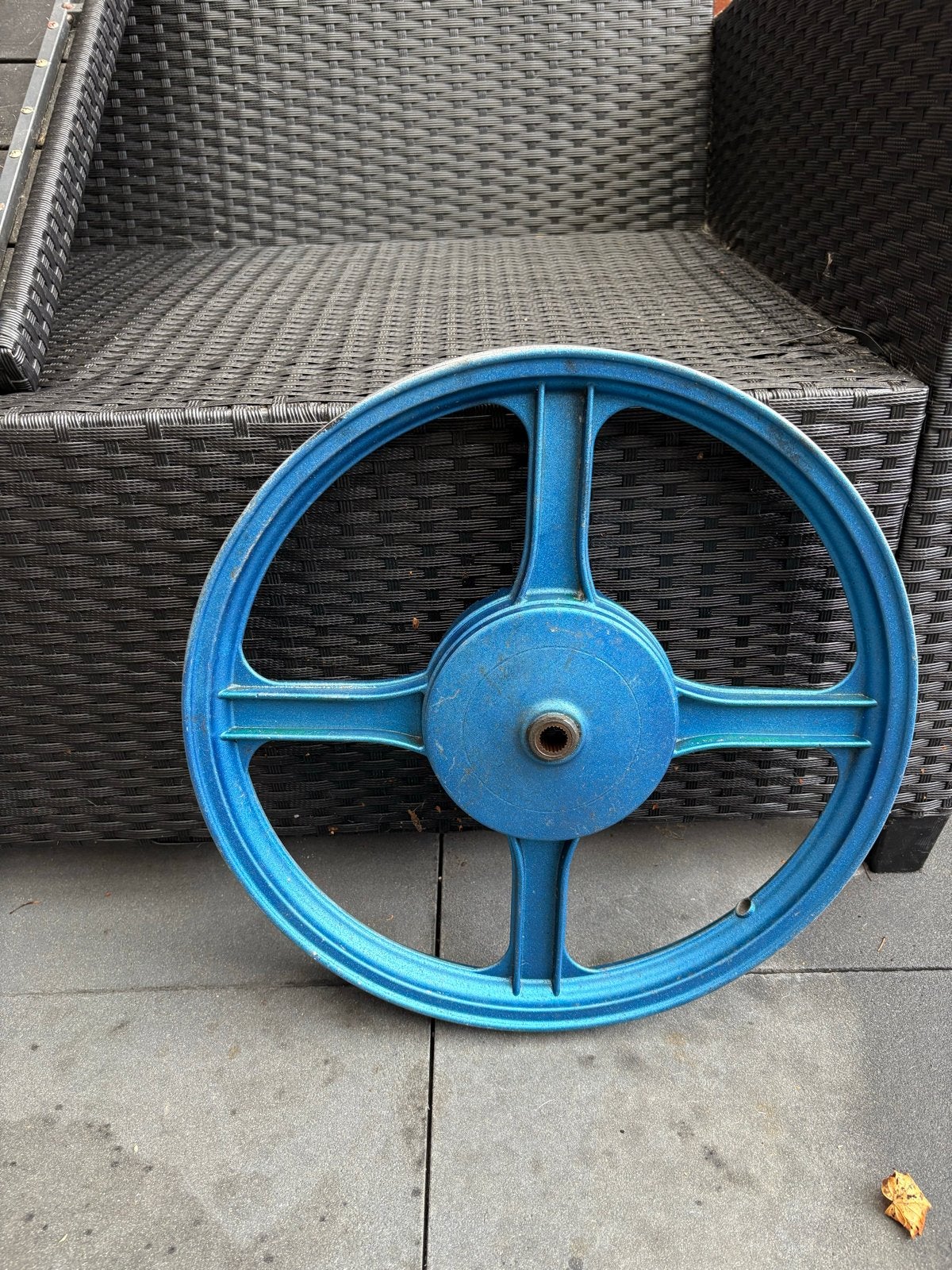 Piaggio Vespa Ciao, Si, Bravo etc 16inch 4-spaaks achterwiel, Fietsen en Brommers, Ophalen of Verzenden, Gebruikt, Overige typen