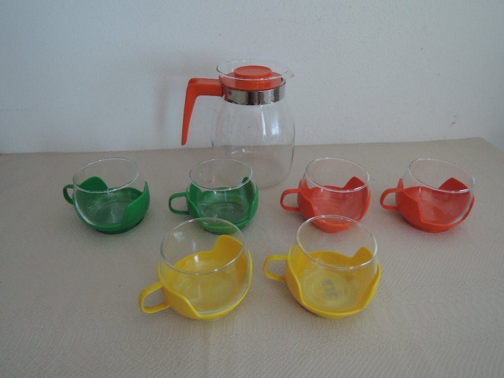 Vintage Melitta theepot met zes theeglazen, Huis en Inrichting, Keuken | Servies, Ophalen of Verzenden, Overige stijlen, Kop(pen) en/of Schotel(s)