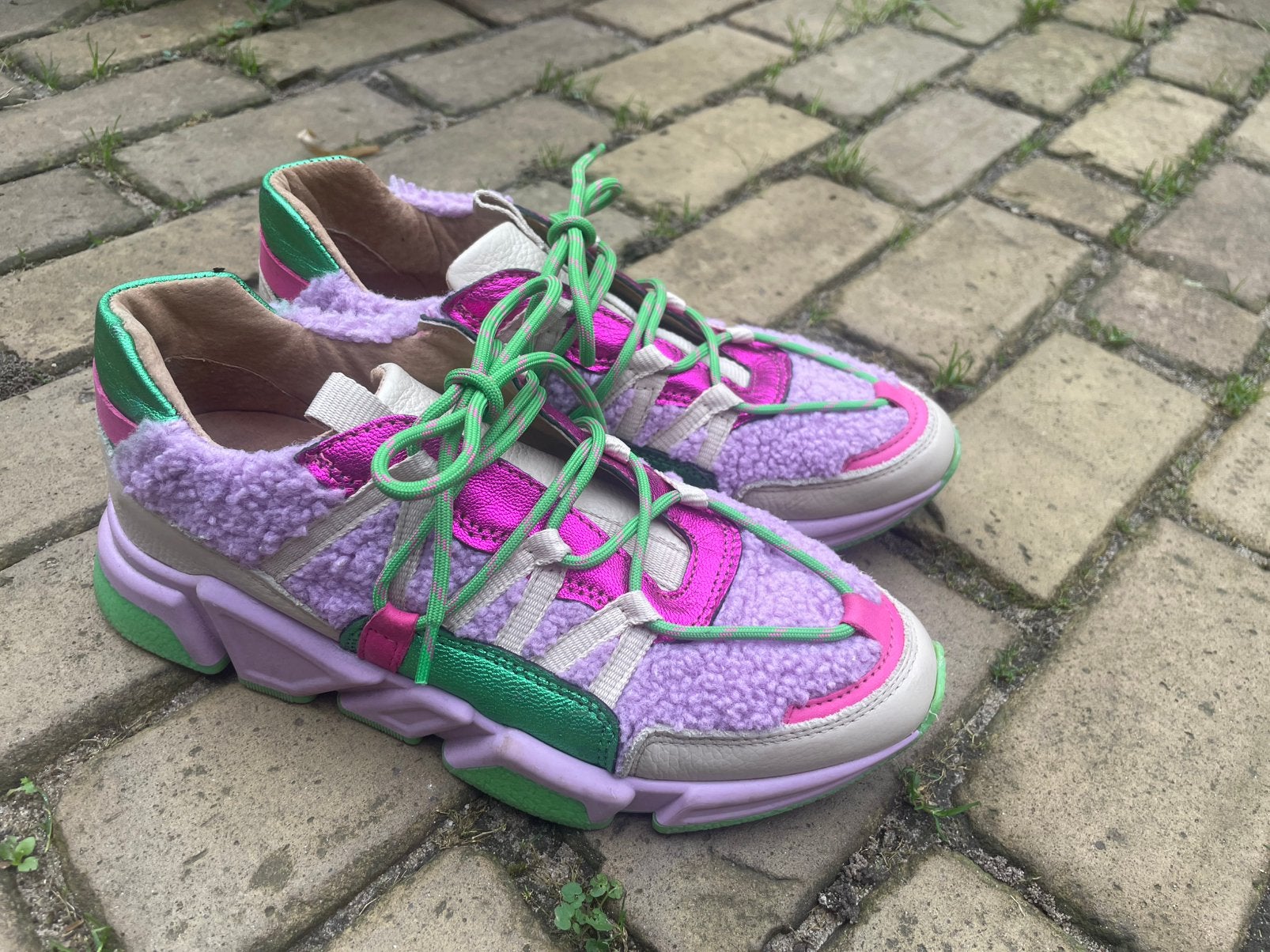 Dwrs 40, Ophalen of Verzenden, Gedragen, Sneakers of Gympen
