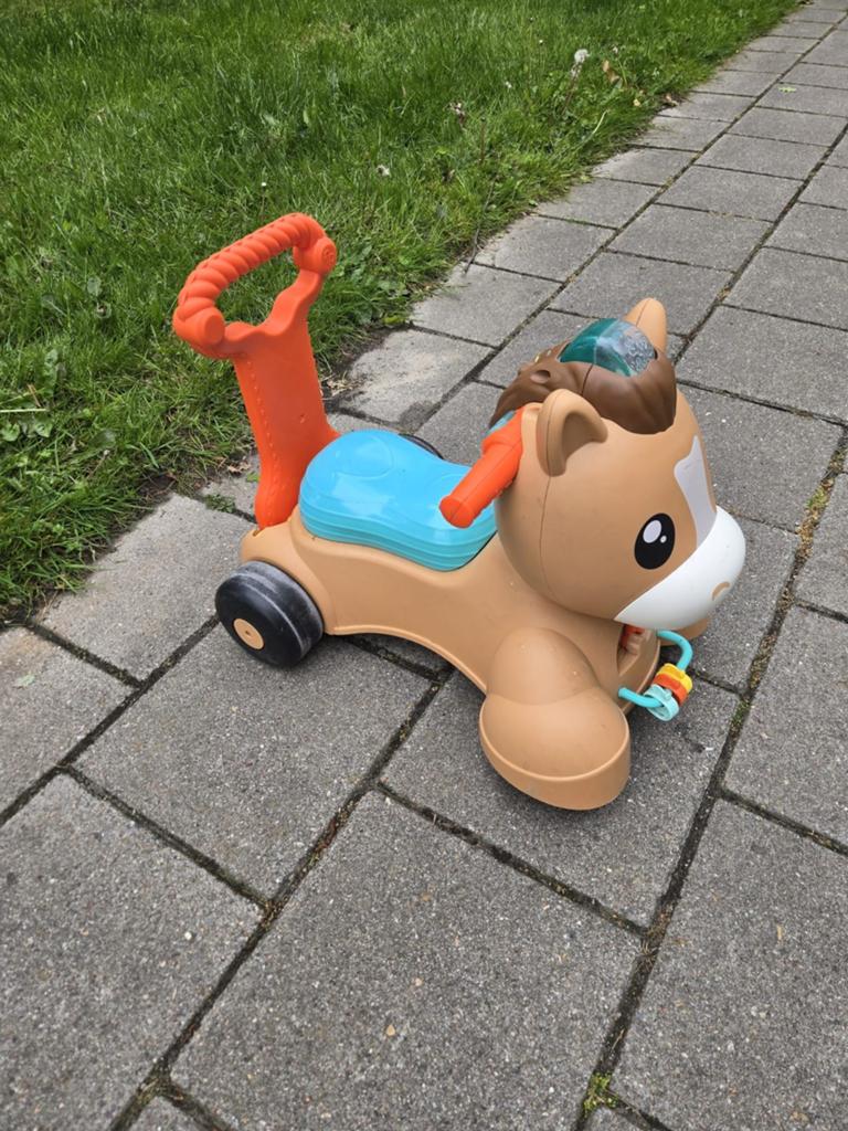 Loopvoertuig paardje met duwstang, Kinderen en Baby's, Speelgoed | Buiten | Voertuigen en Loopfietsen, Gebruikt, Loopvoertuig