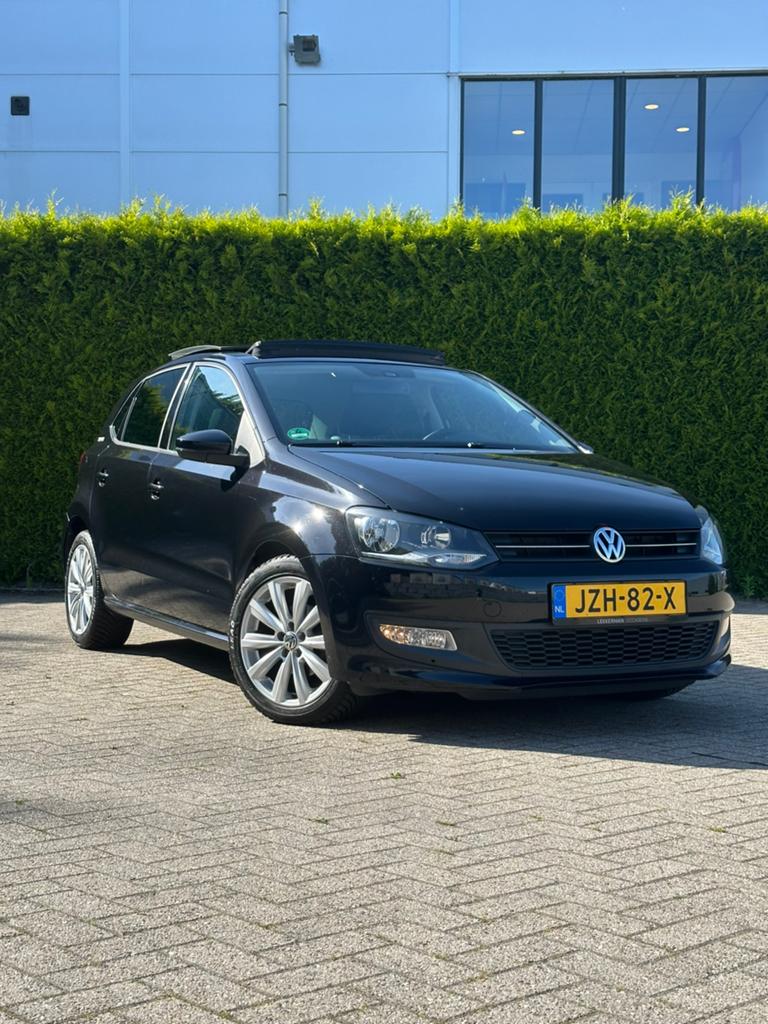VW Polo 1.4 16v | Cruise | Pano | Stoelvw. | CarPlay | Airco, Voorwielaandrijving, Zwart, 4 cilinders, Zwart