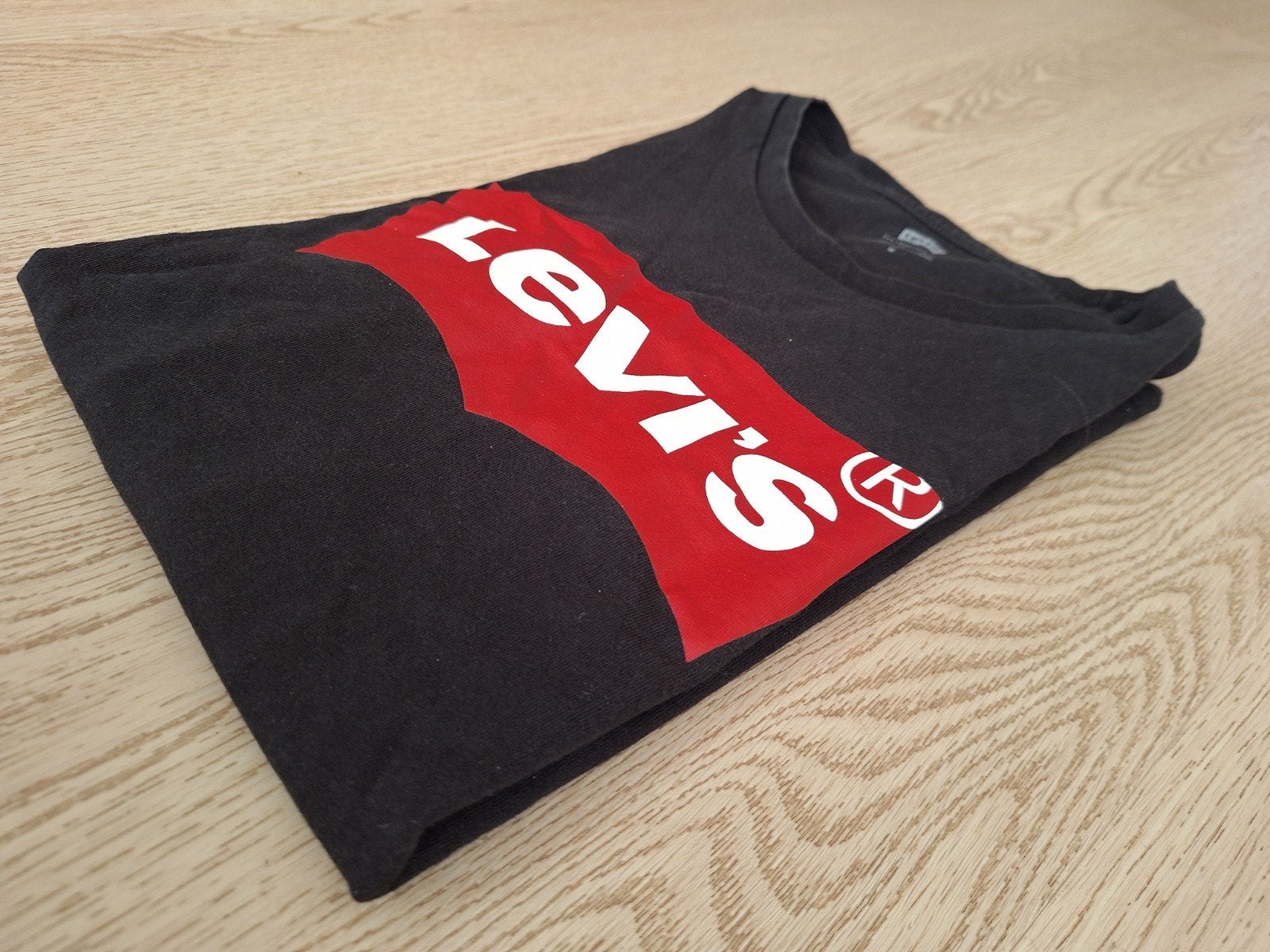 T shirt Levi's zwart medium, Kleding | Heren, T-shirts, Maat 48/50 (M), Zwart, Ophalen of Verzenden, Gedragen