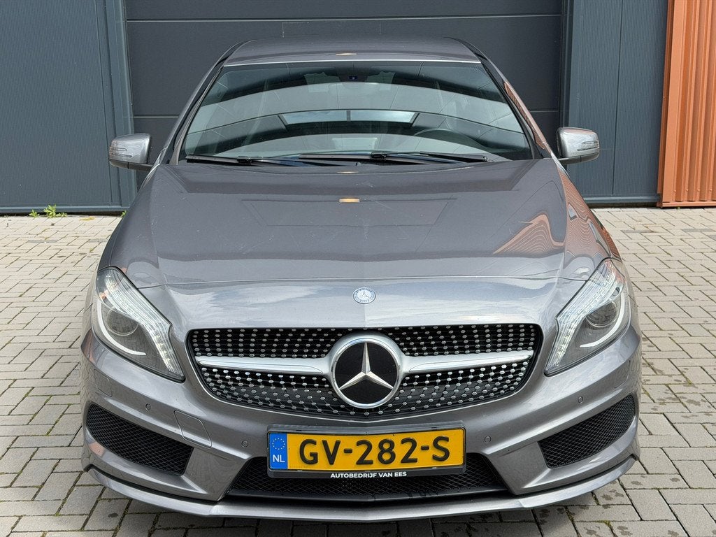 Mercedes-Benz A-klasse 180 Ambition AMG|Automaat|Xenon|Navi|, Gebruikt, 4 cilinders, Leder en Stof, 122 pk