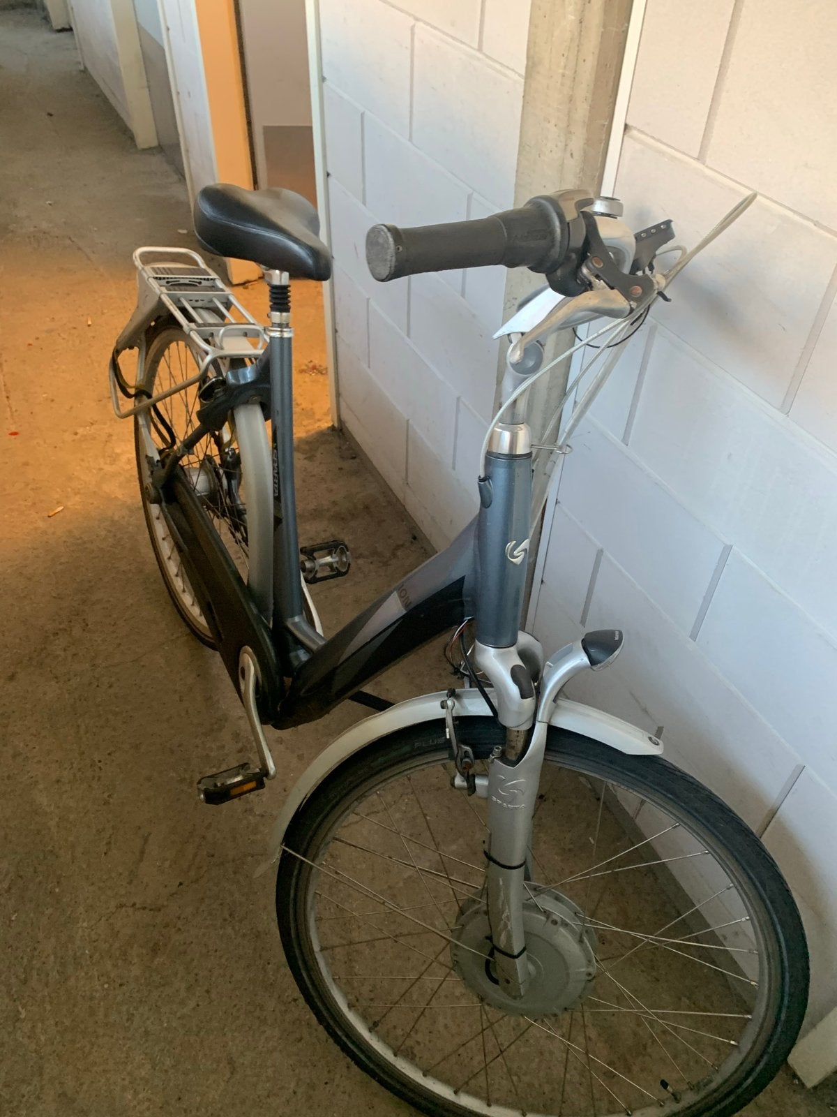 Partij elektrische fietsen: Sparta, Vogue, Giant - defect/we, Ophalen, Gebruikt, Overige merken