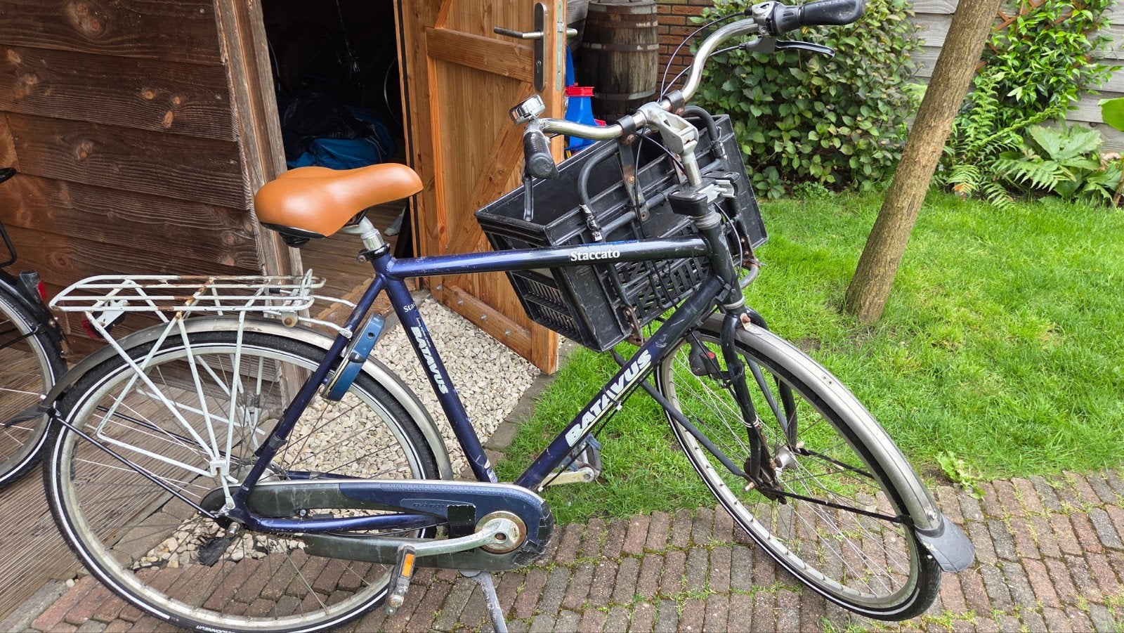 Foto 5 van Twee oude fietsen om op te knappen