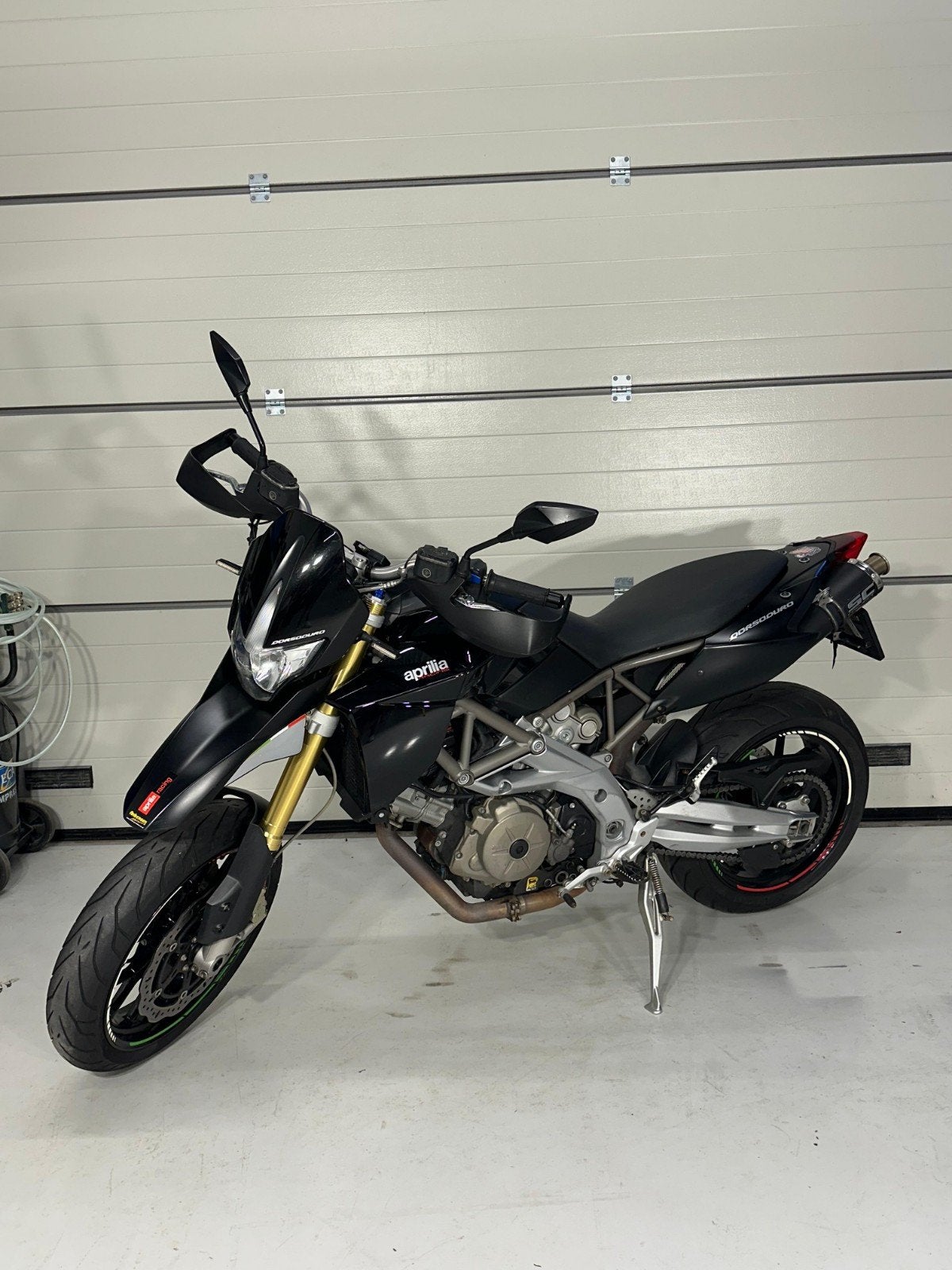 Aprilia Dorsoduro 750, Motoren, Particulier, Naked bike