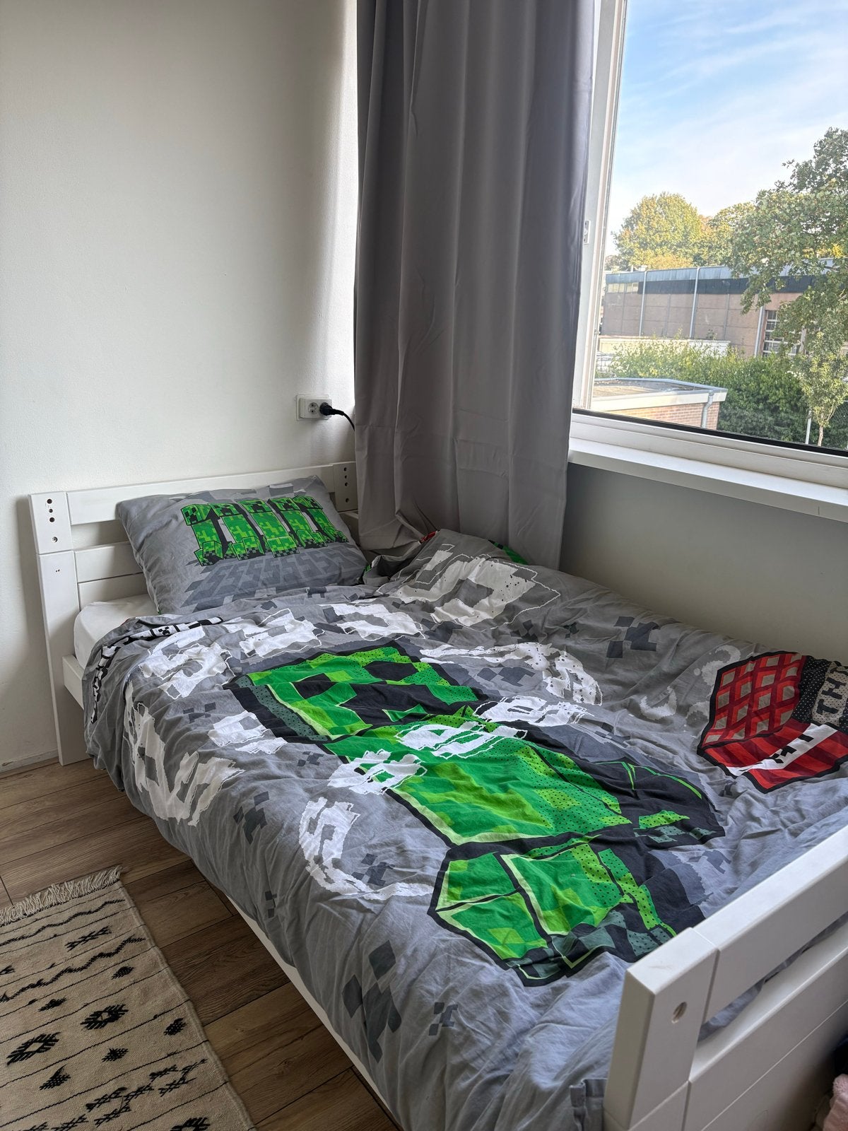 Eenpersoonsbed wit met lattenbodem, Huis en Inrichting, Ophalen, Gebruikt, 90 cm, Eenpersoons